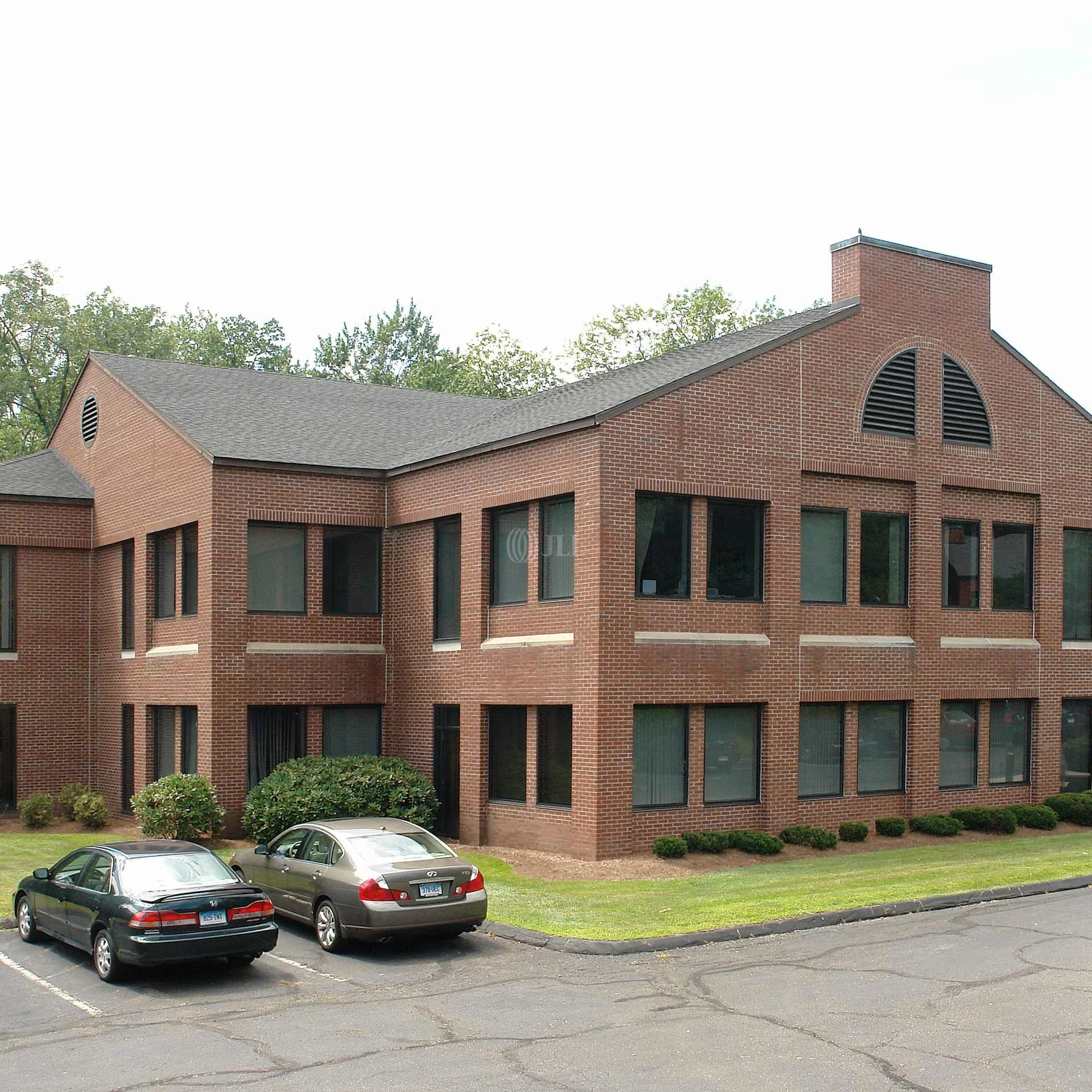 50 Stanford Dr — Lease in Farmington, CT, photo 3 of 4