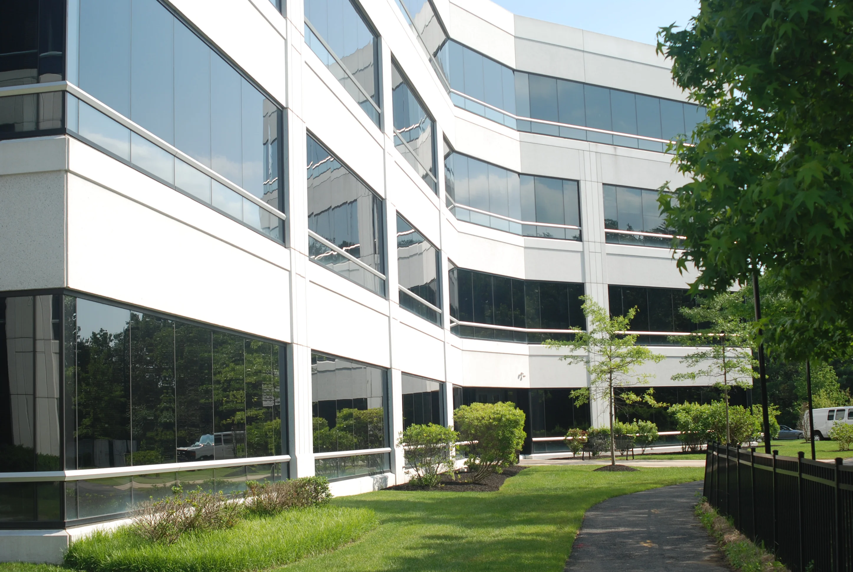 Lake Center V — Lease in Marlton, NJ, photo 3 of 8