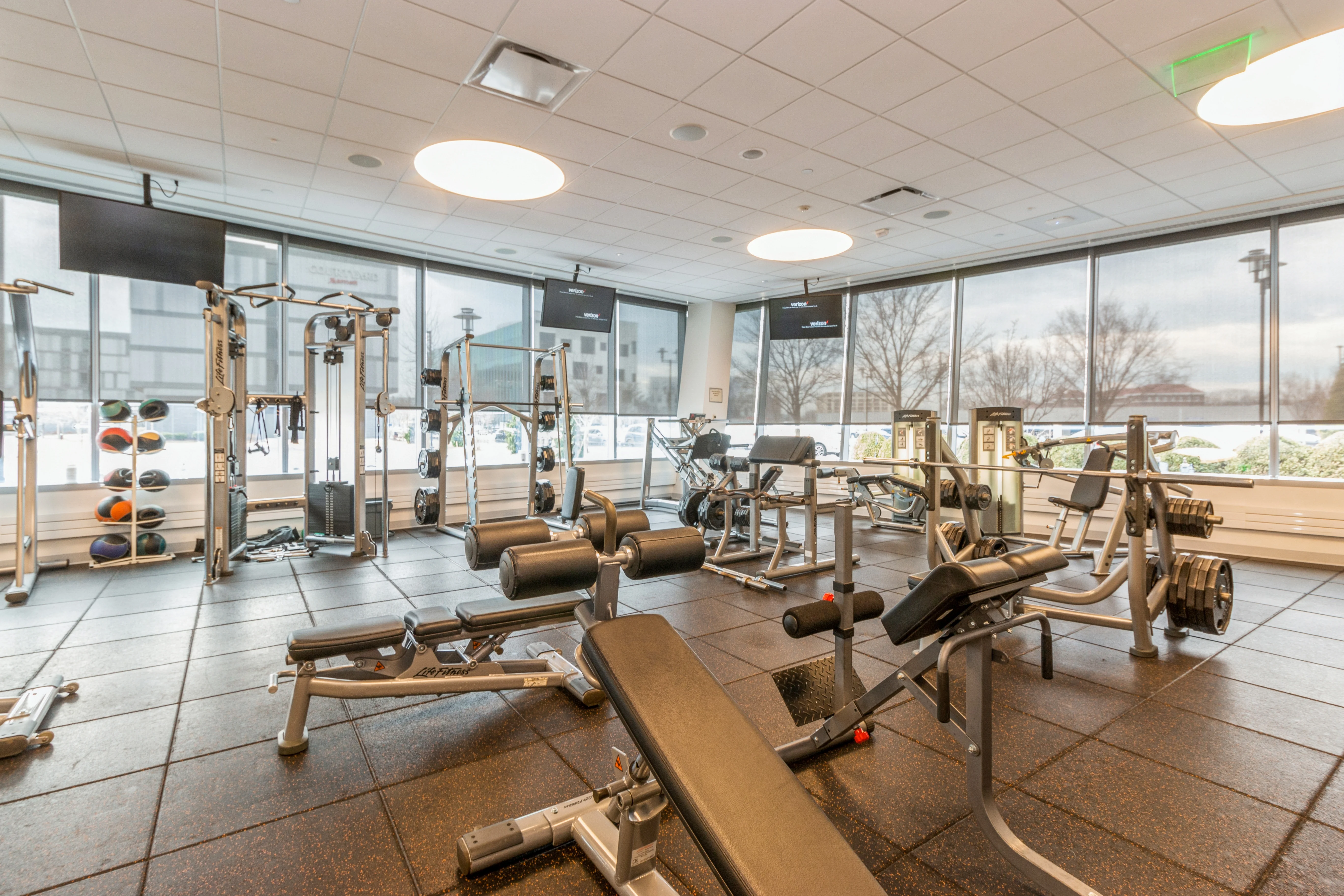 5 Crescent Dr - photo 3 - Philadelphia, PA