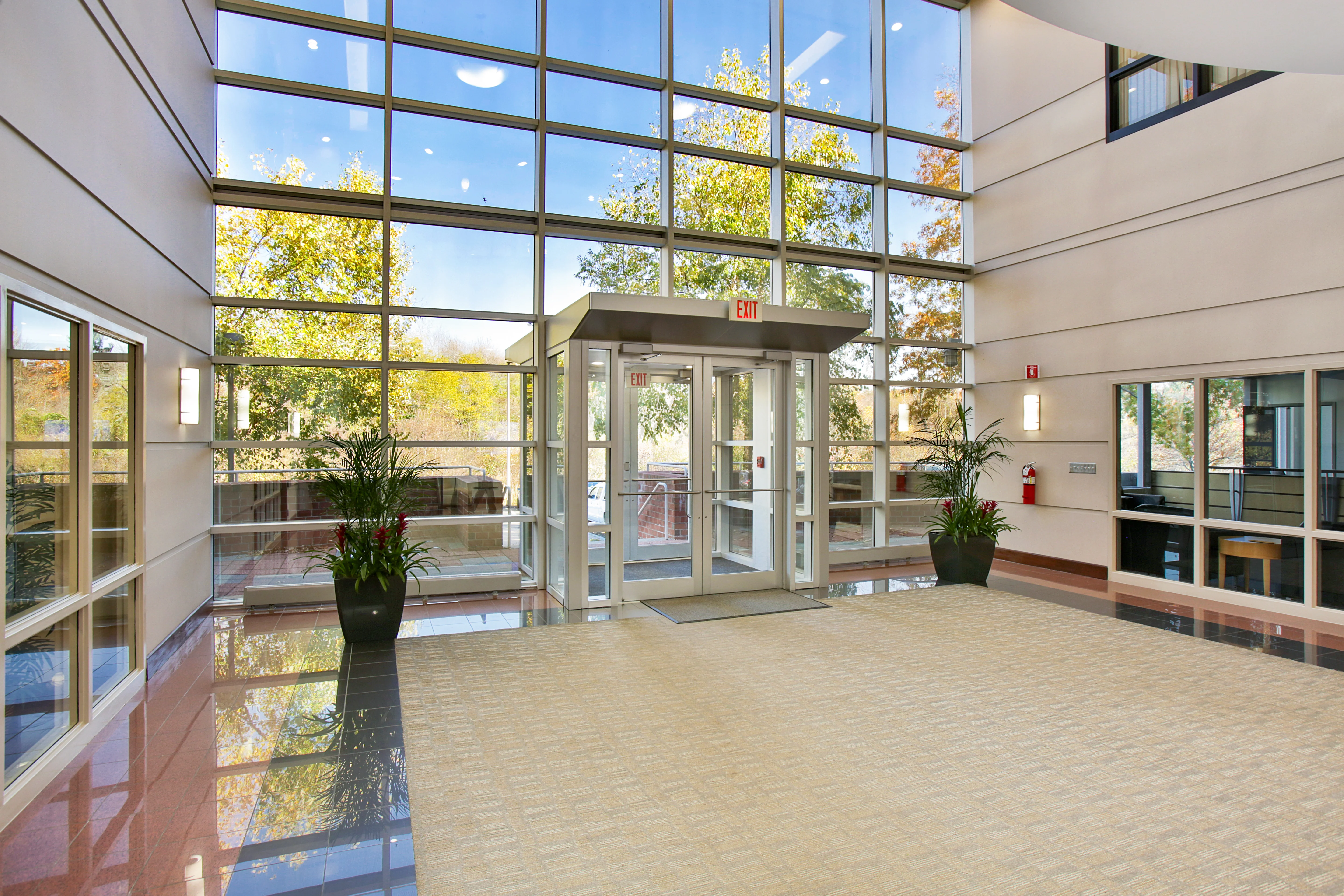 35 New England Business Center — Lease in Andover, MA, photo 2 of 8