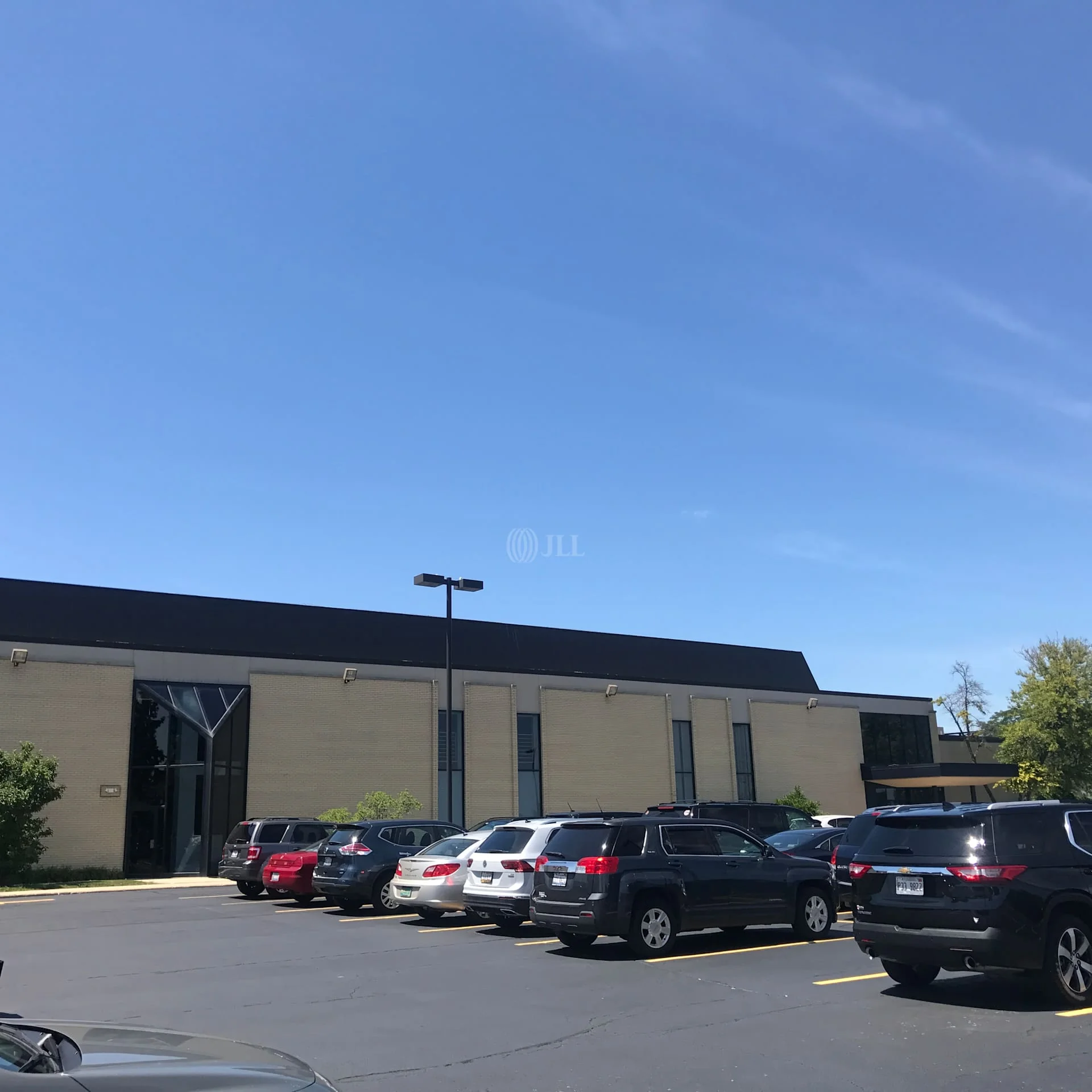 2300 Warrenville Road — Lease in Downers Grove, IL, photo 3 of 4