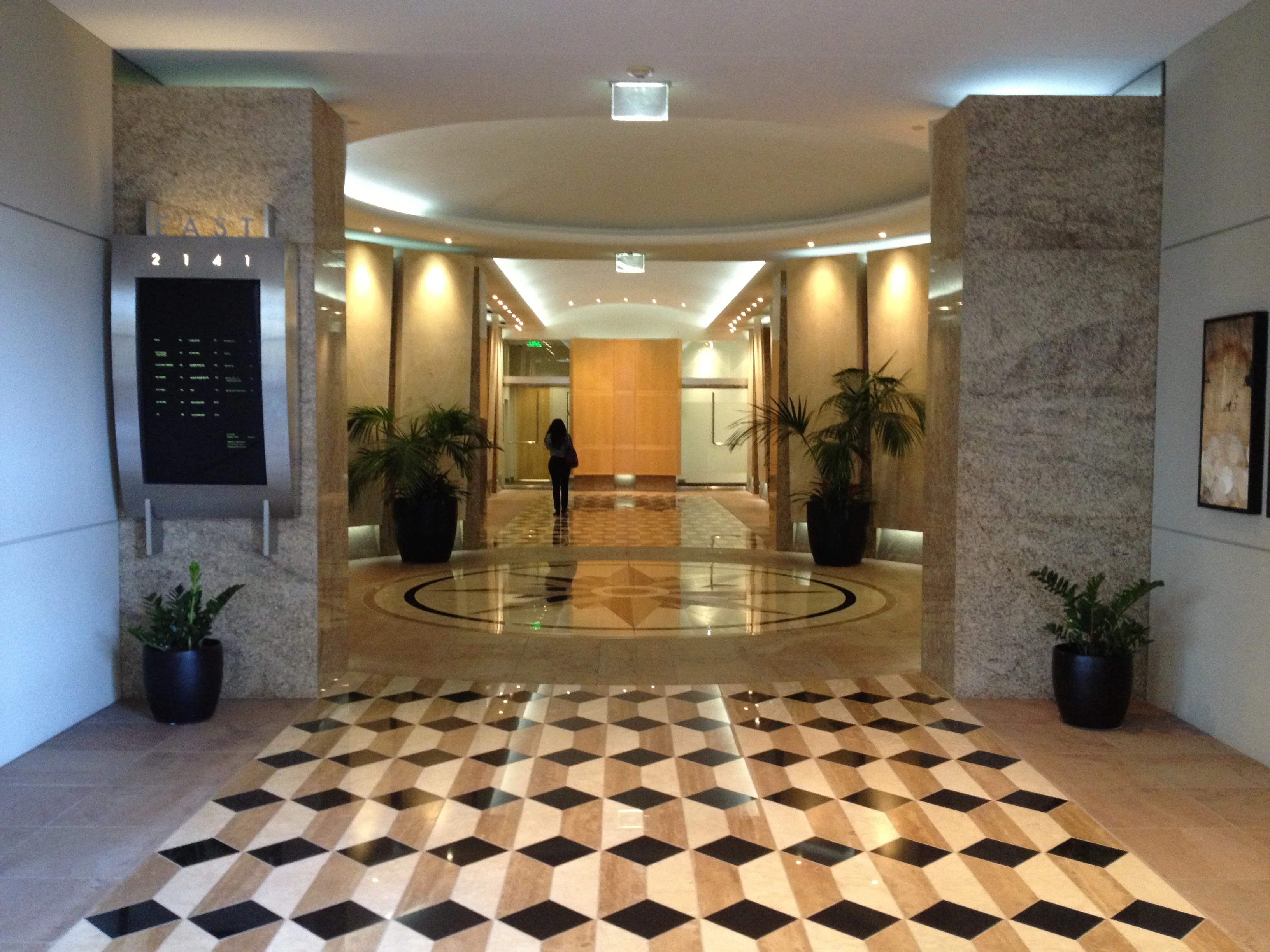 The Plaza at Continental Park — Lease in El Segundo, CA, photo 4 of 8