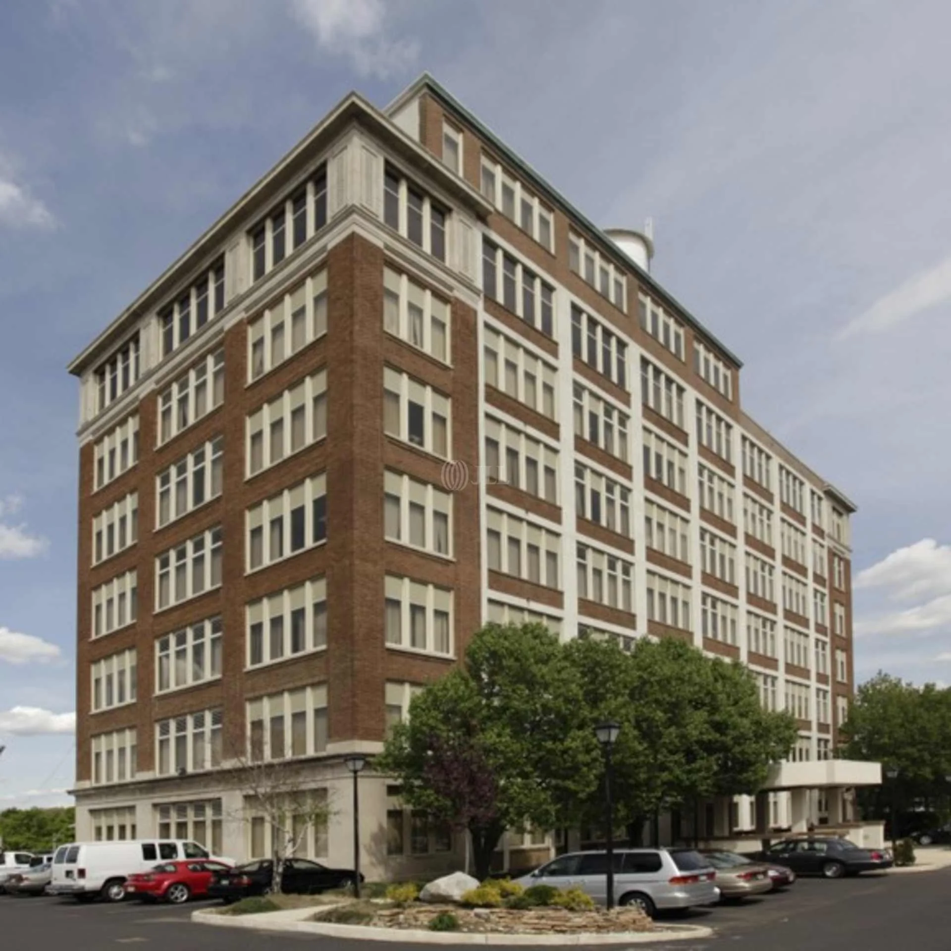 Bridge View — Lease in Camden, NJ, photo 2 of 5