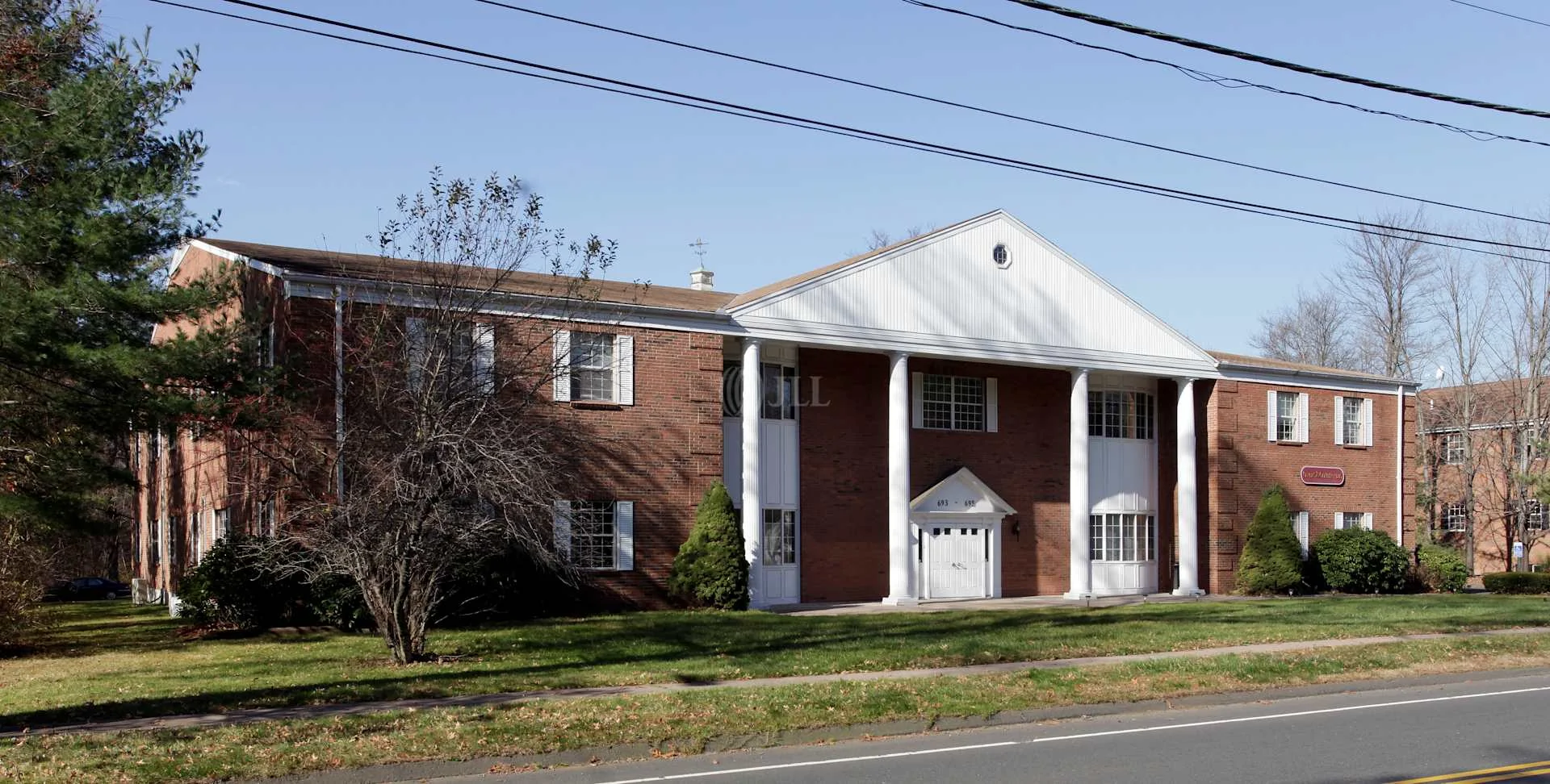 693 Bloomfield Ave — Lease in Bloomfield, CT, photo 5 of 8