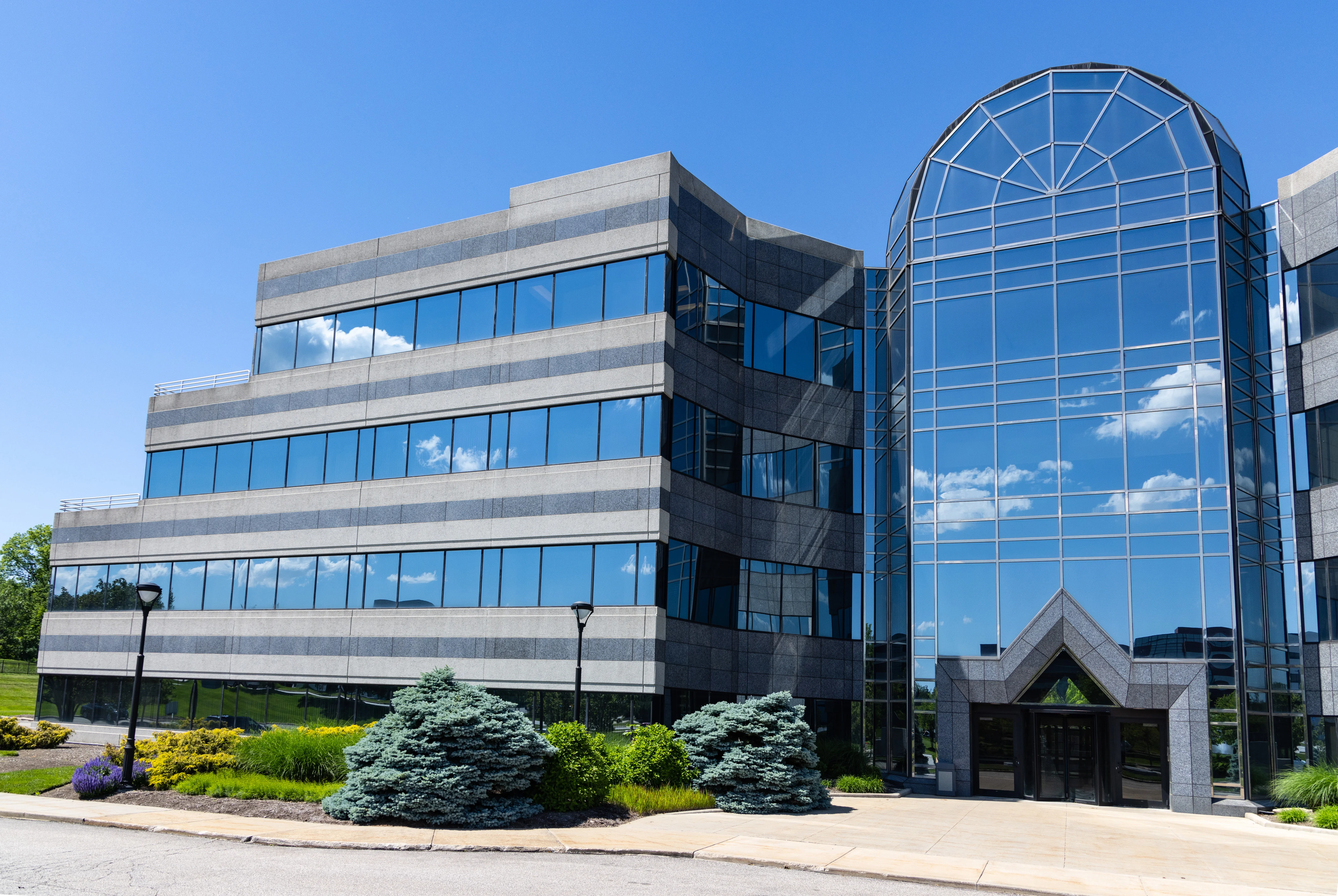 One Corporate Exchange — Lease in Beachwood, OH, photo 2 of 8