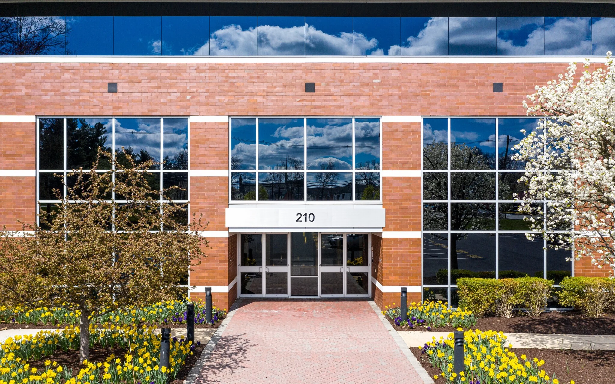 Park Place 210 — Lease in Florham Park, NJ, photo 2 of 7