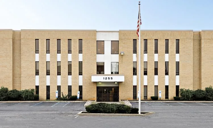 1255 S Cedar Crest Blvd