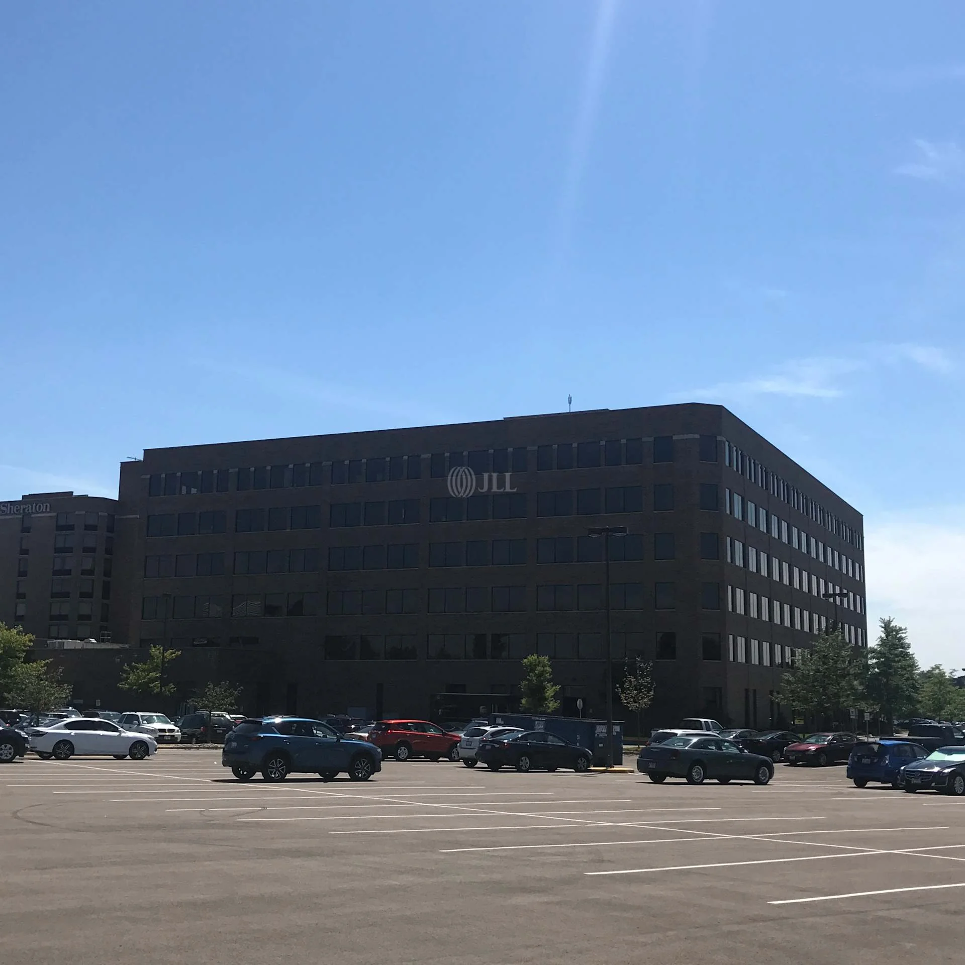 Lisle Executive Center — Lease in Lisle, IL, photo 2 of 4