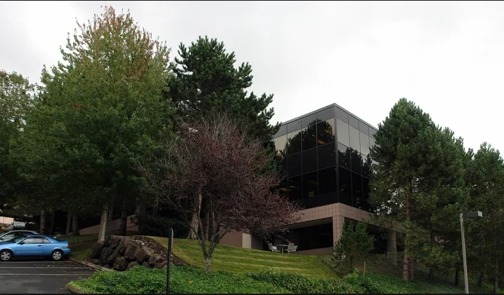 Axis Kirkland - 4020 Building