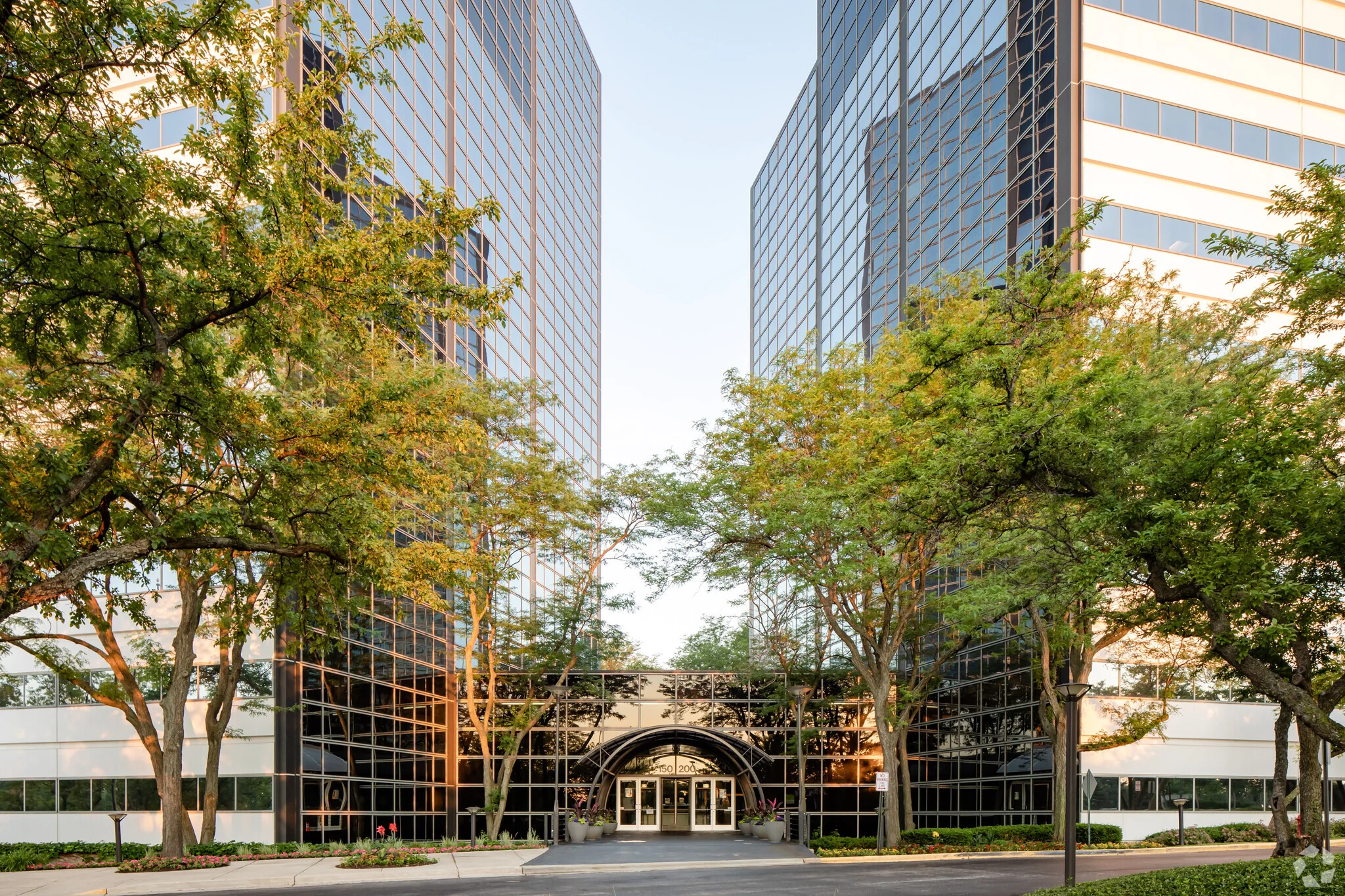 200 North Martingale - photo 6 - Schaumburg, IL