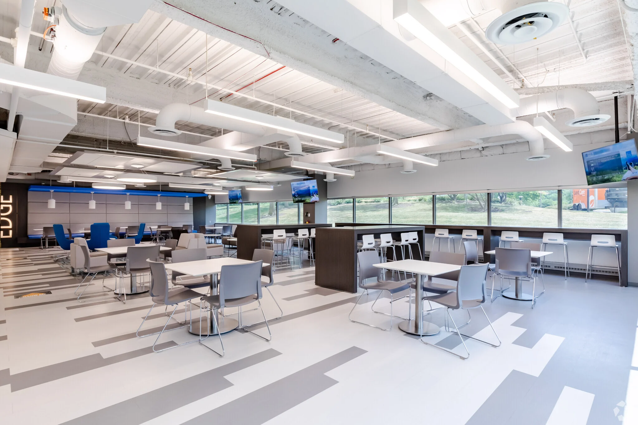 200 North Martingale - photo 19 - Schaumburg, IL