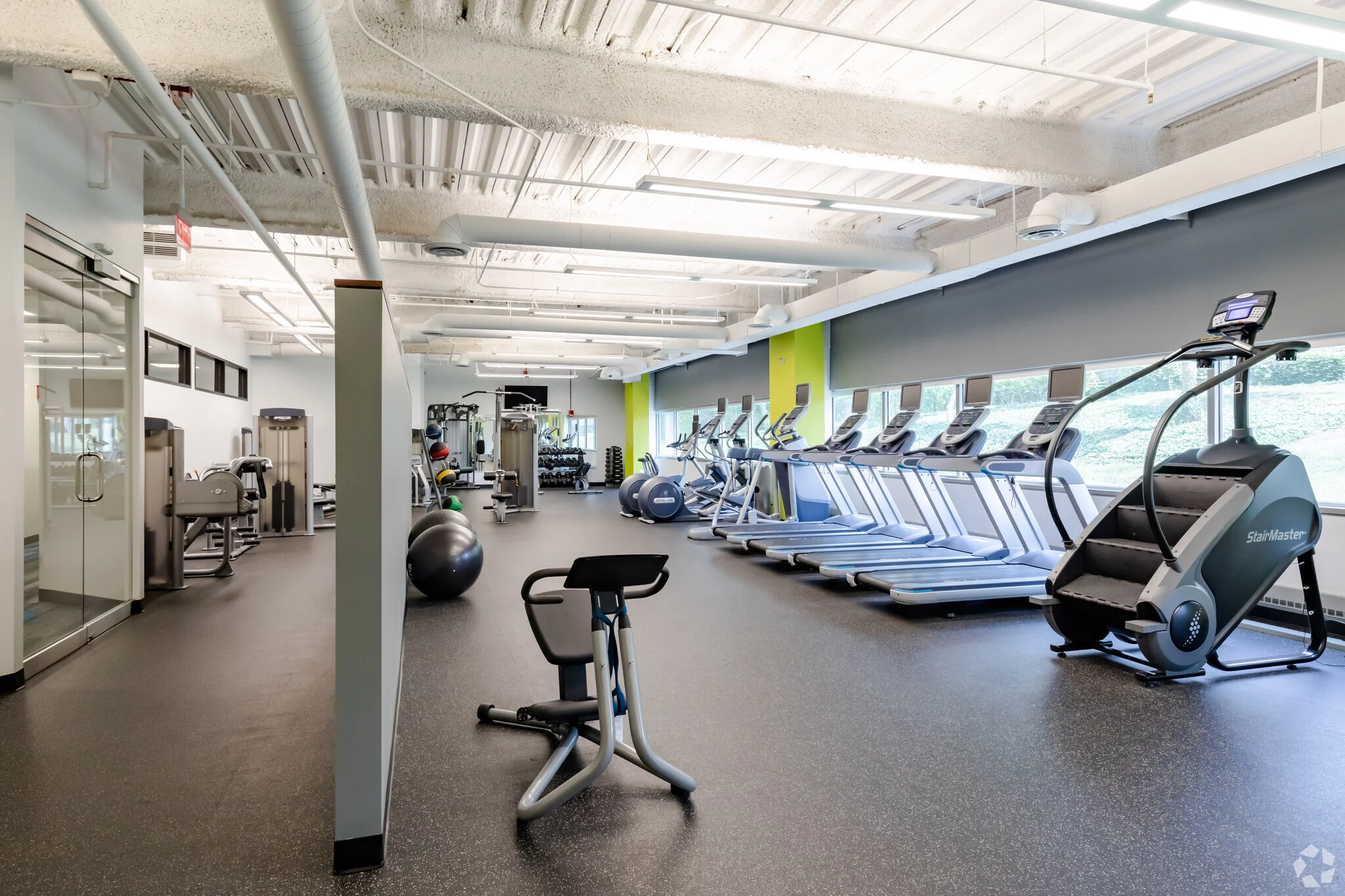 200 North Martingale - photo 20 - Schaumburg, IL
