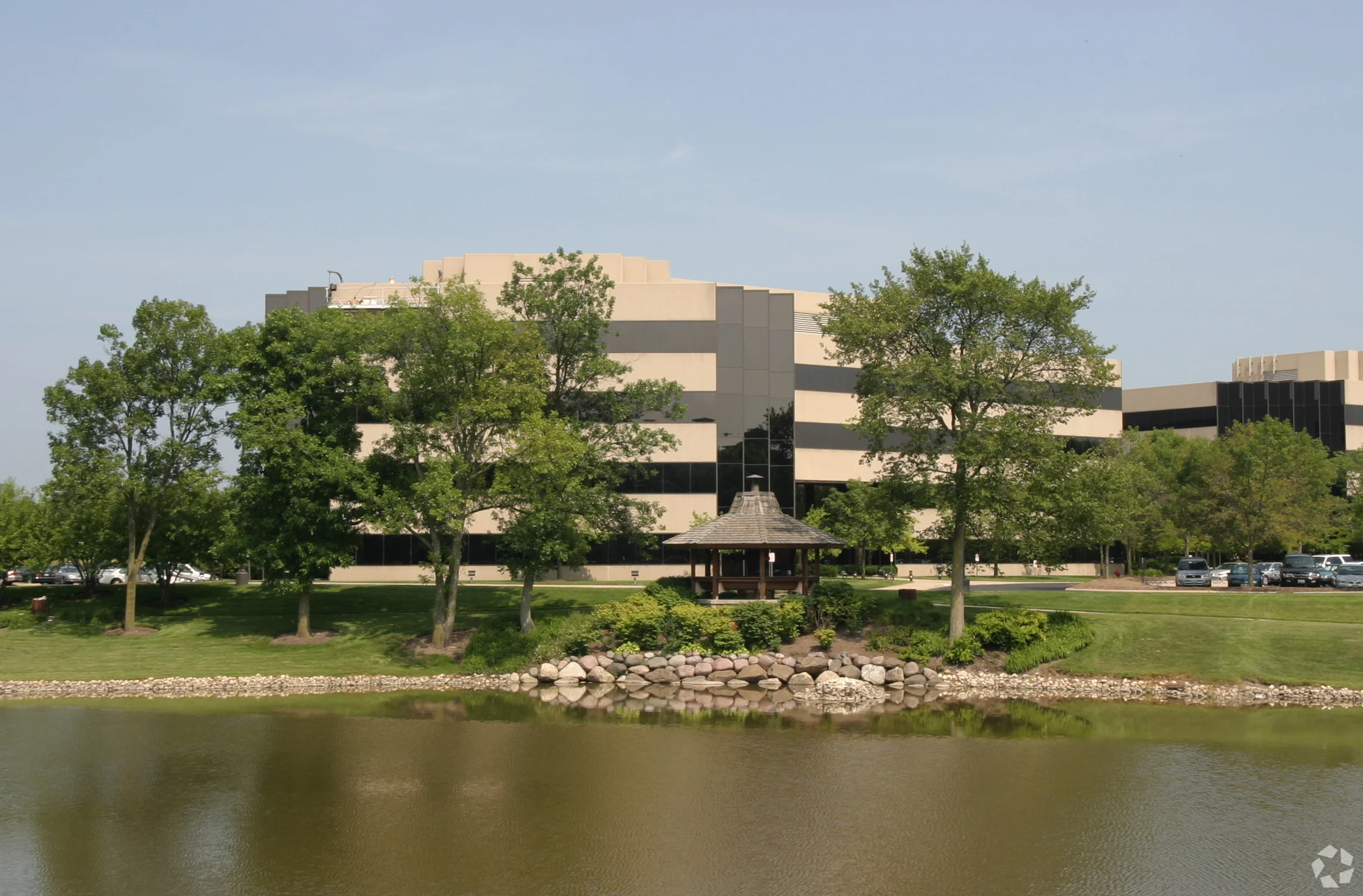 25 Tri State — Lease in Lincolnshire, IL, photo 2 of 8