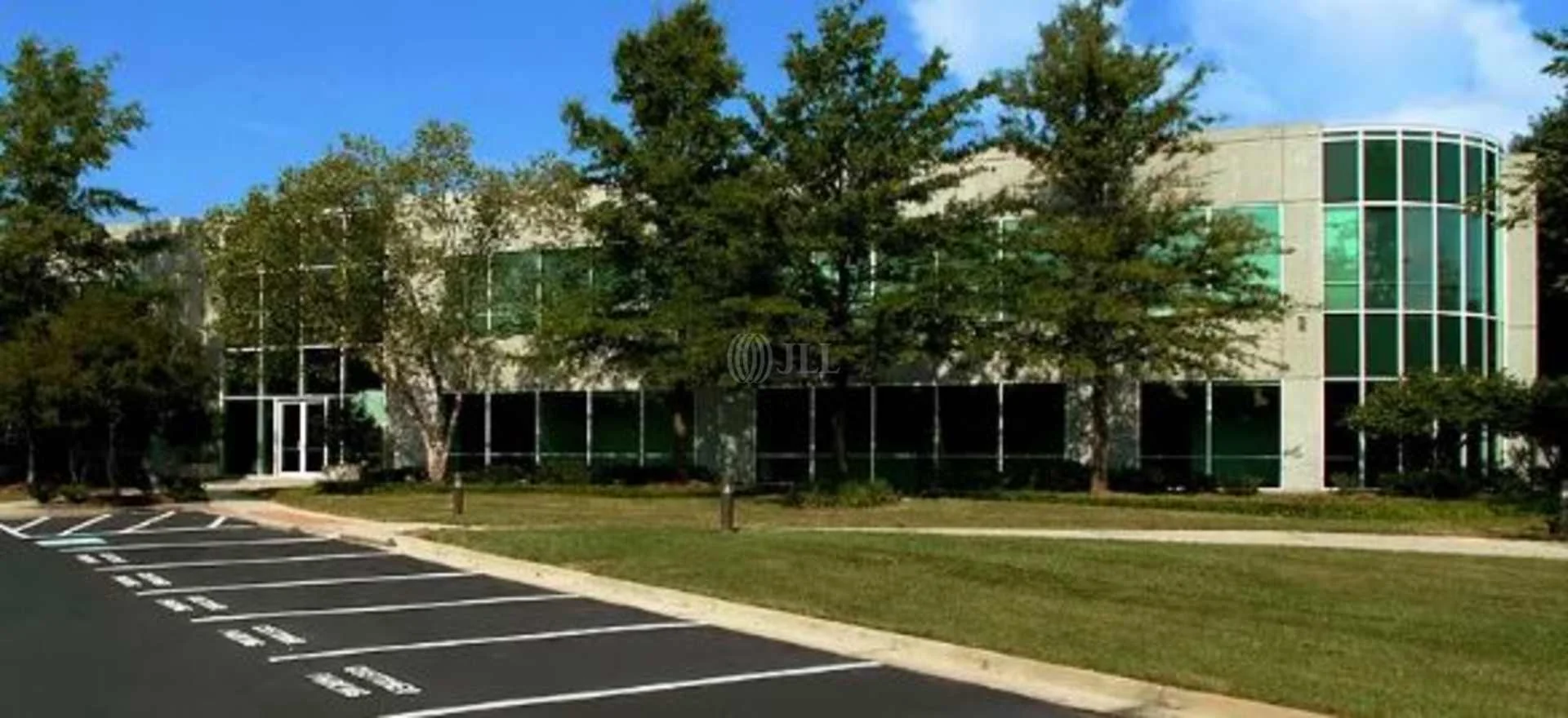 Arboretum V — Lease in Chesterfield, VA, photo 2 of 8