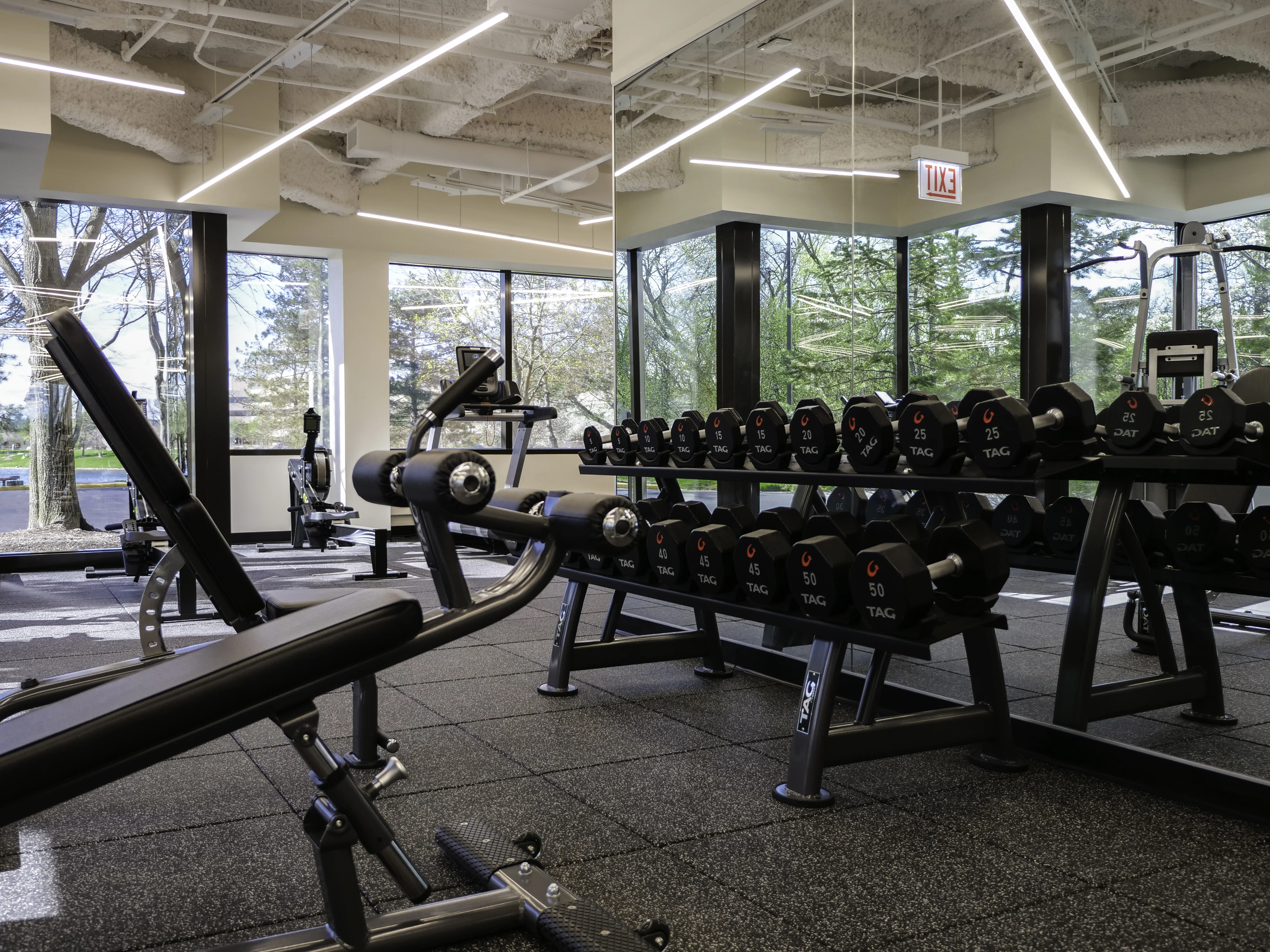 75 Tri State — Lease in Lincolnshire, IL, photo 8 of 8