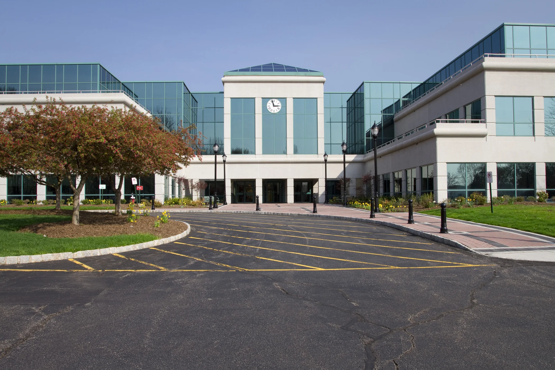 Greenbrook Executive Center — Lease in Fairfield, NJ, photo 1 of 4