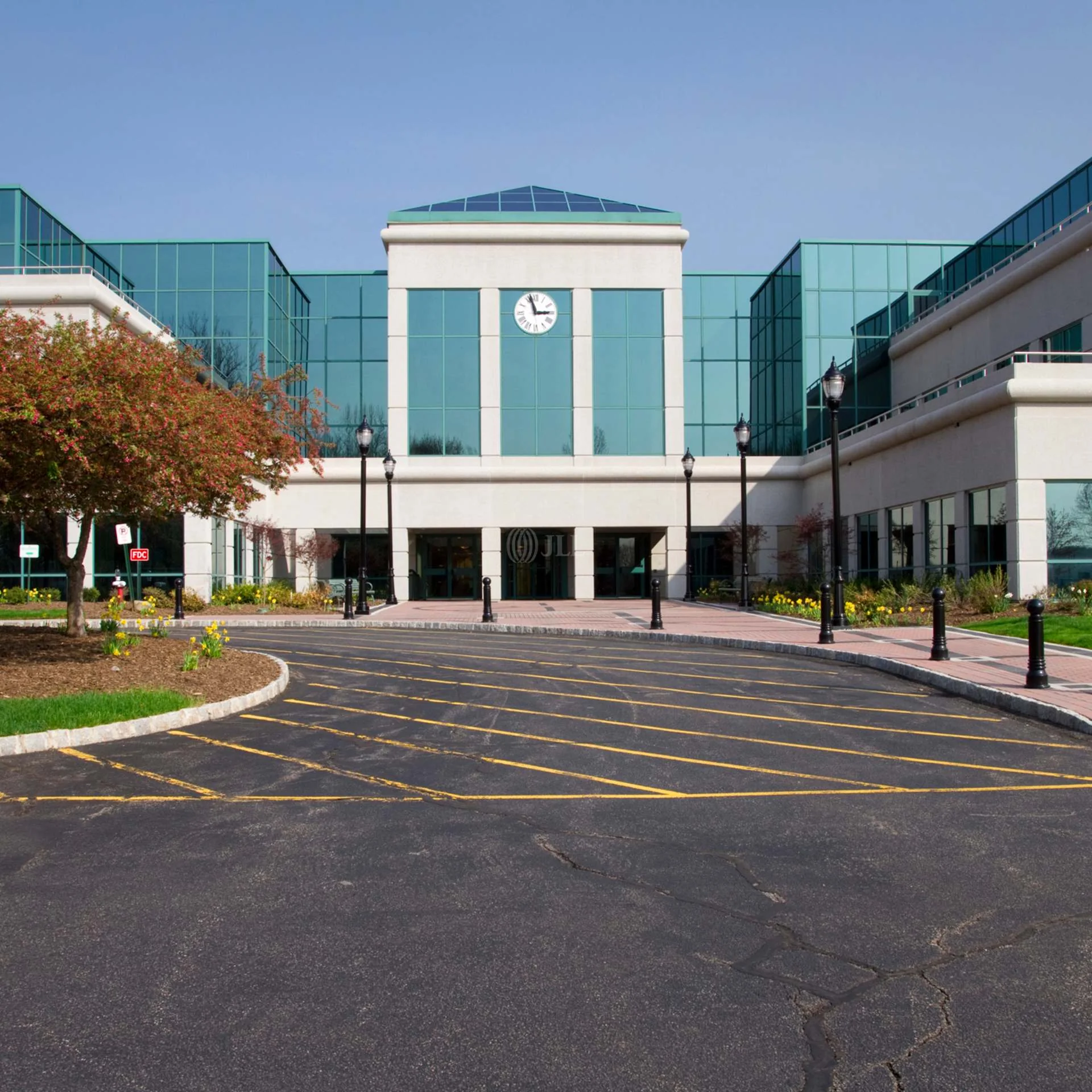 Greenbrook Executive Center — Lease in Fairfield, NJ, photo 2 of 4