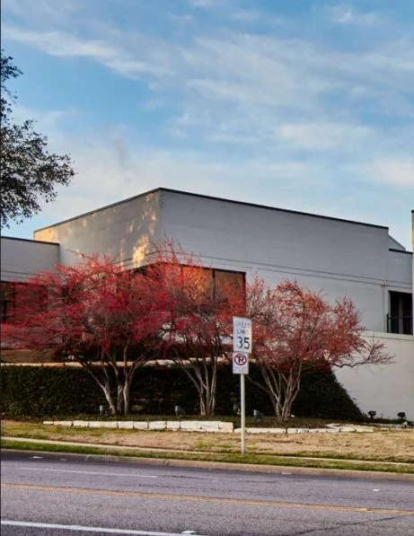 3700 Hulen St Building 5 — Lease in Fort Worth, TX, photo 1 of 4