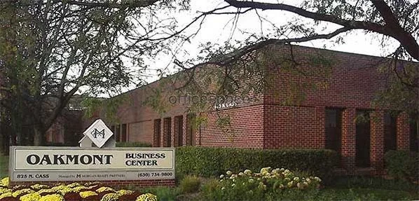 Oakmont Business Center Bldg 200 — Lease in Westmont, IL, photo 1 of 4