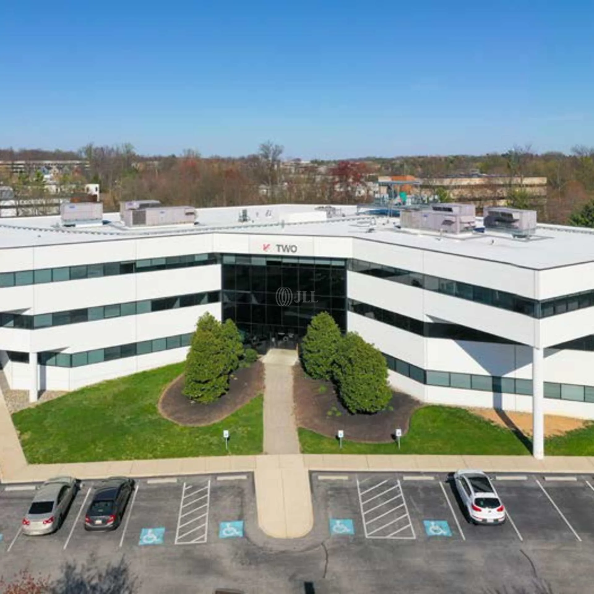 2 Valley Square — Lease in Blue Bell, PA, photo 2 of 4
