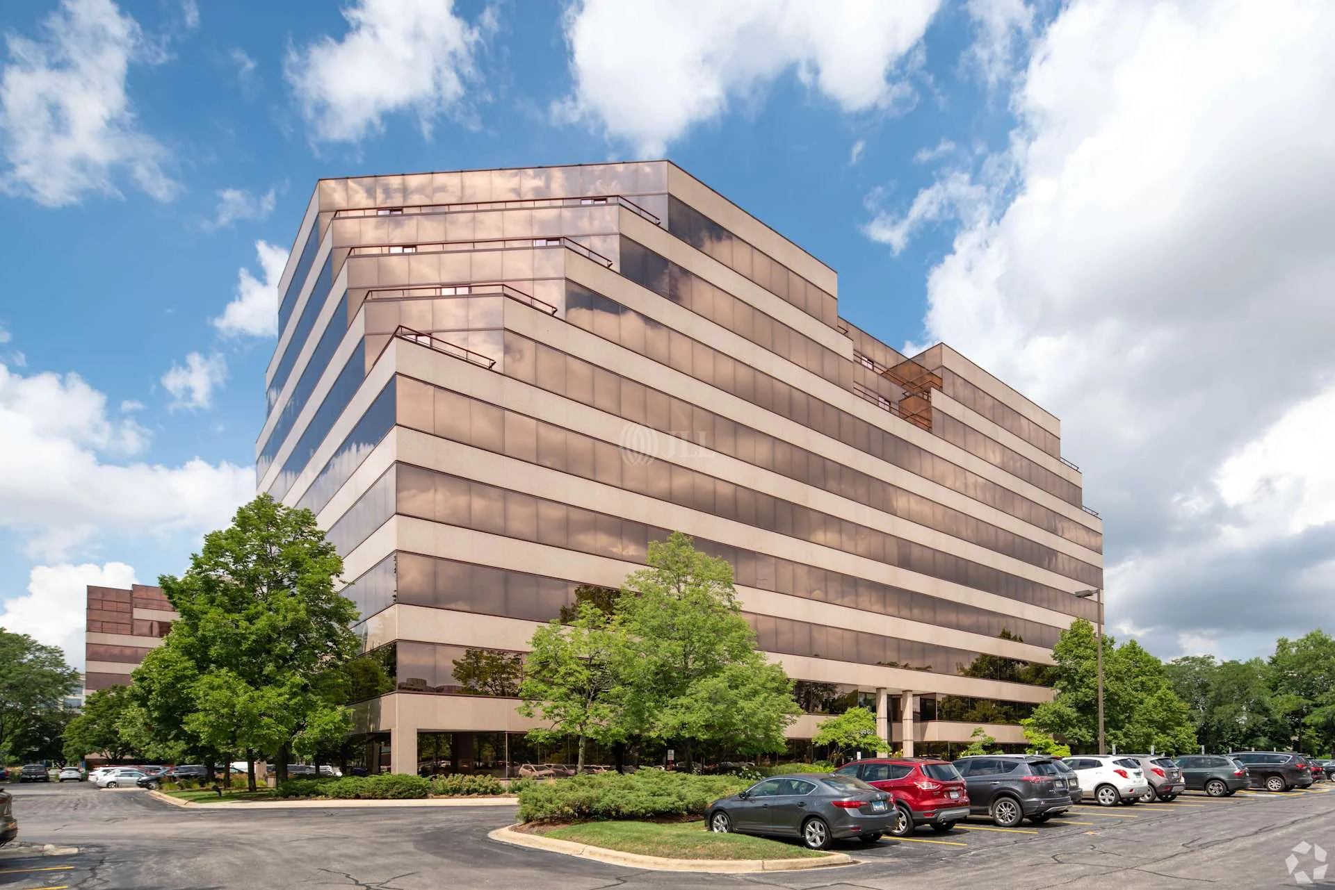 Columbia Centre I — Lease in Rosemont, IL, photo 7 of 8