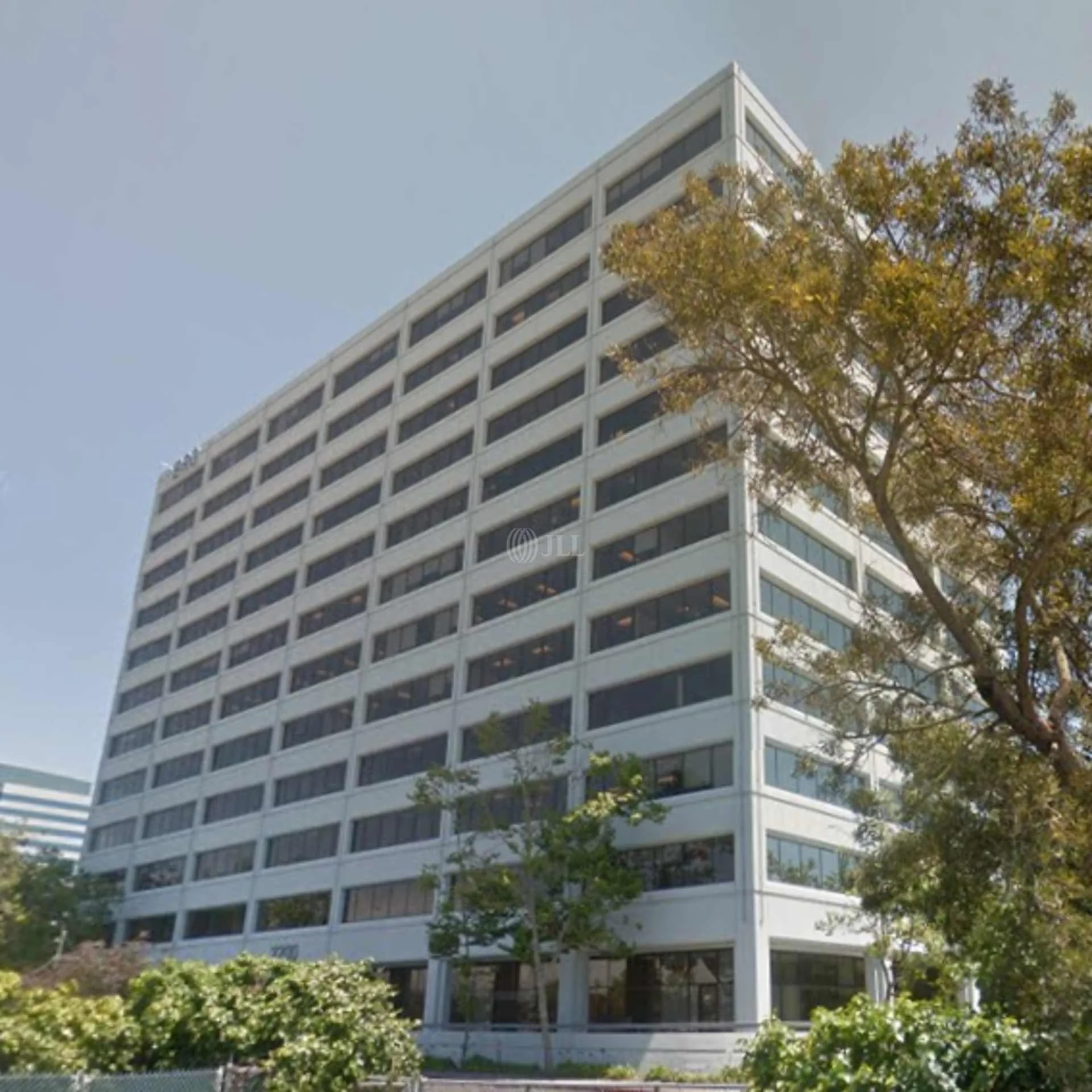 2200 Powell St — Lease in Emeryville, CA, photo 2 of 4
