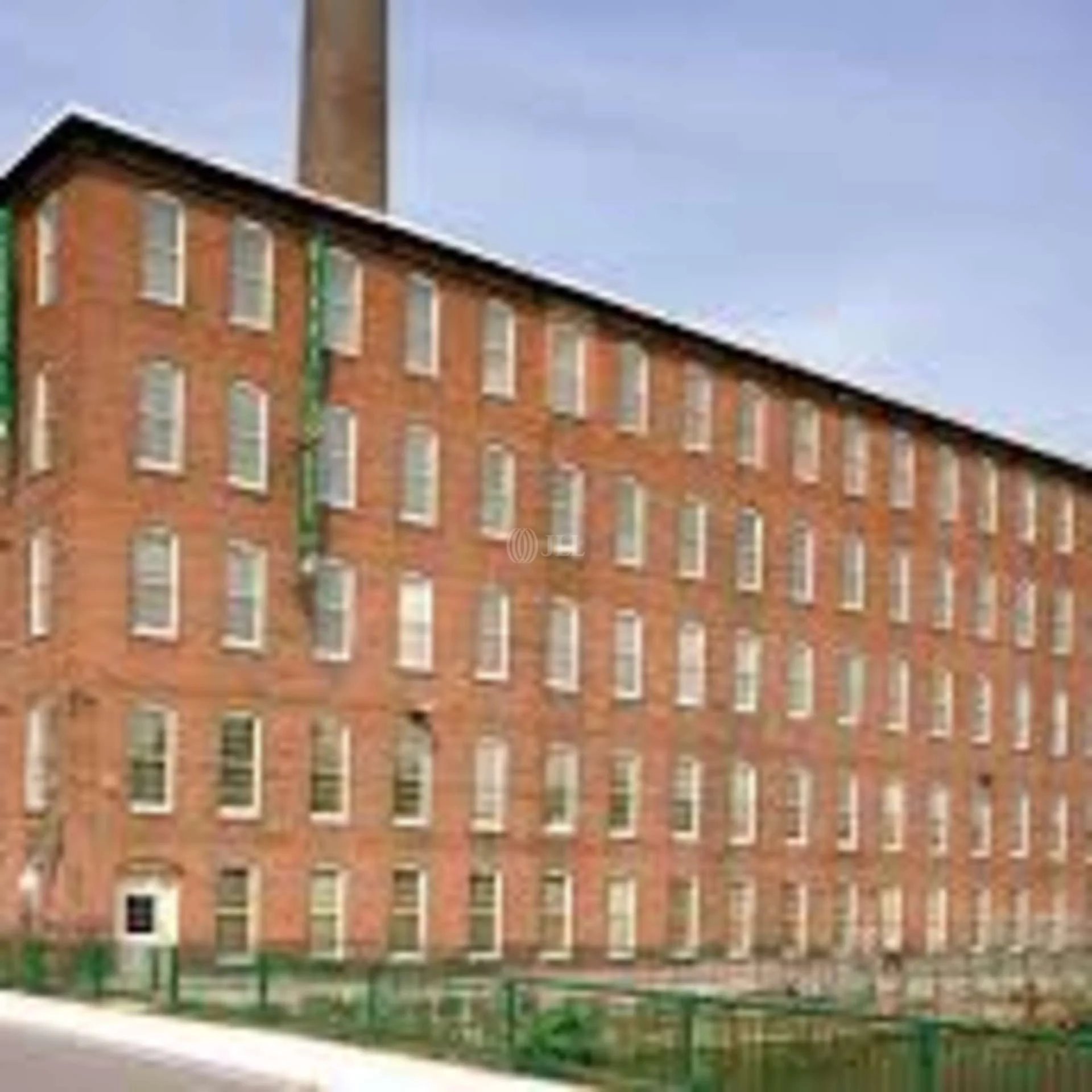650 Suffolk — Lease in Lowell, MA, photo 2 of 4