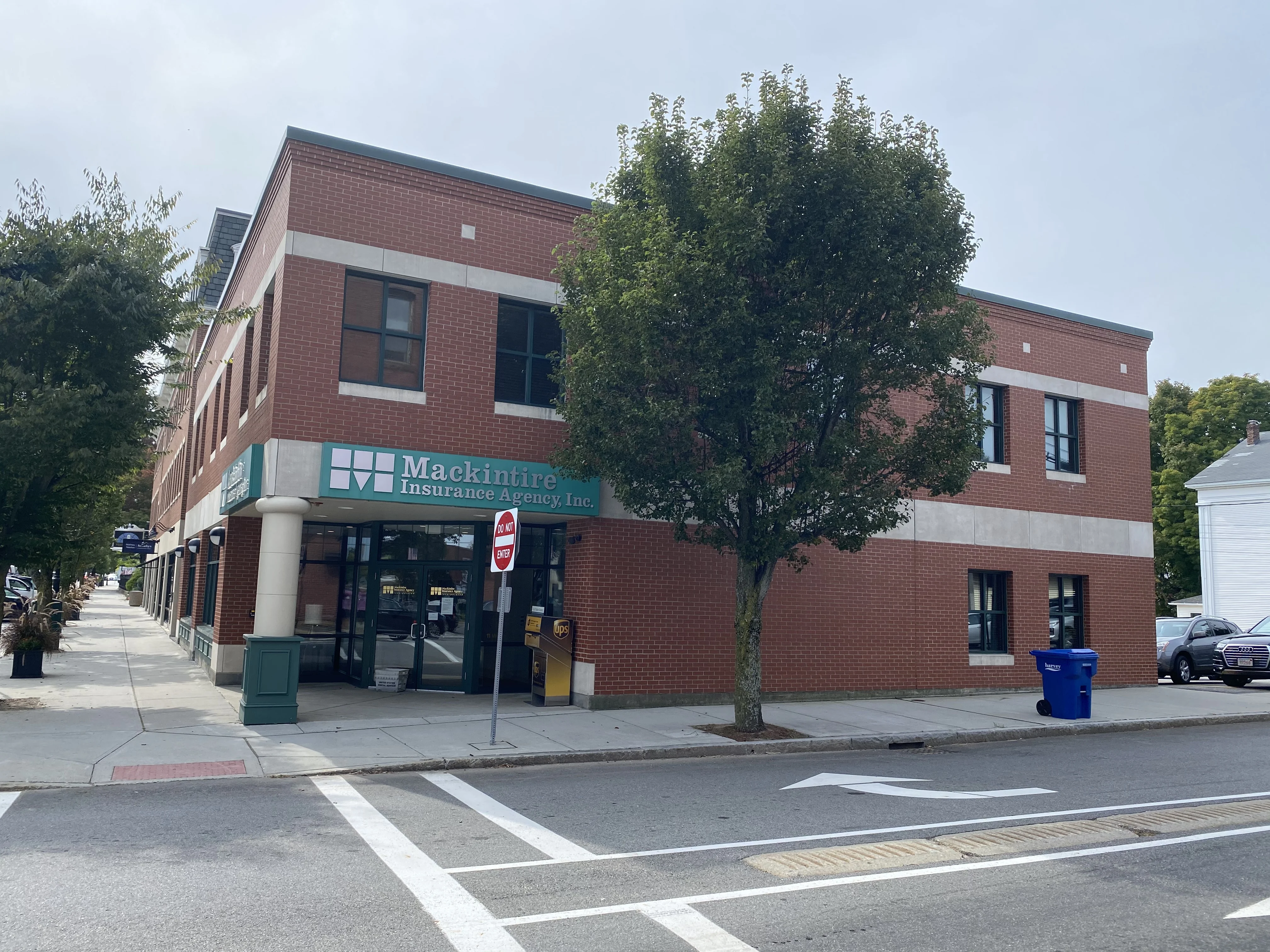 11 W Main St — Lease in Westborough, MA, photo 2 of 8