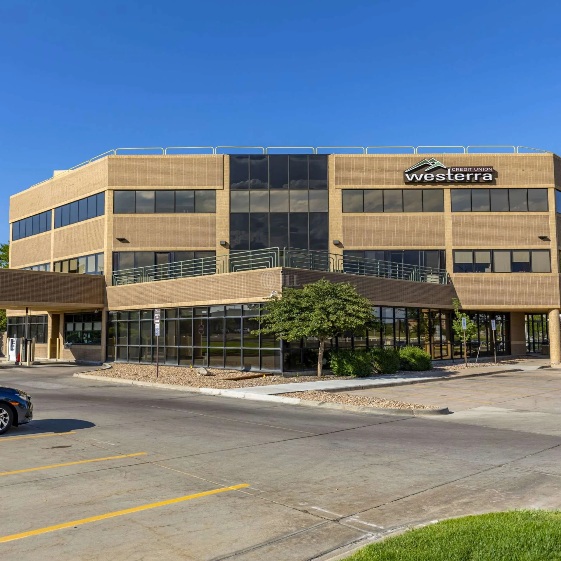 Metroeast Plaza — Lease in Aurora, CO, photo 4 of 7