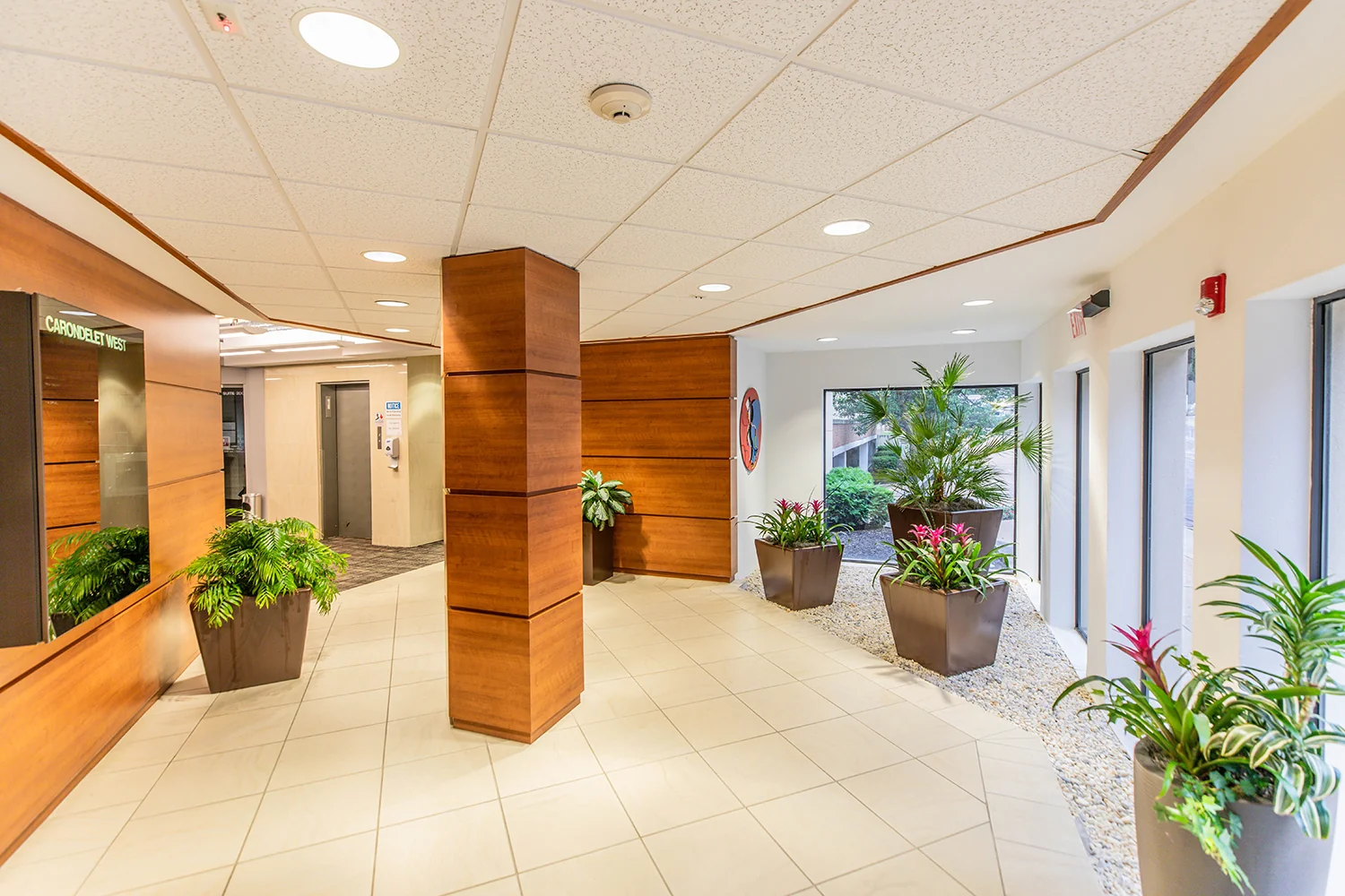 Carondelet West — Lease in St Louis, MO, photo 7 of 8
