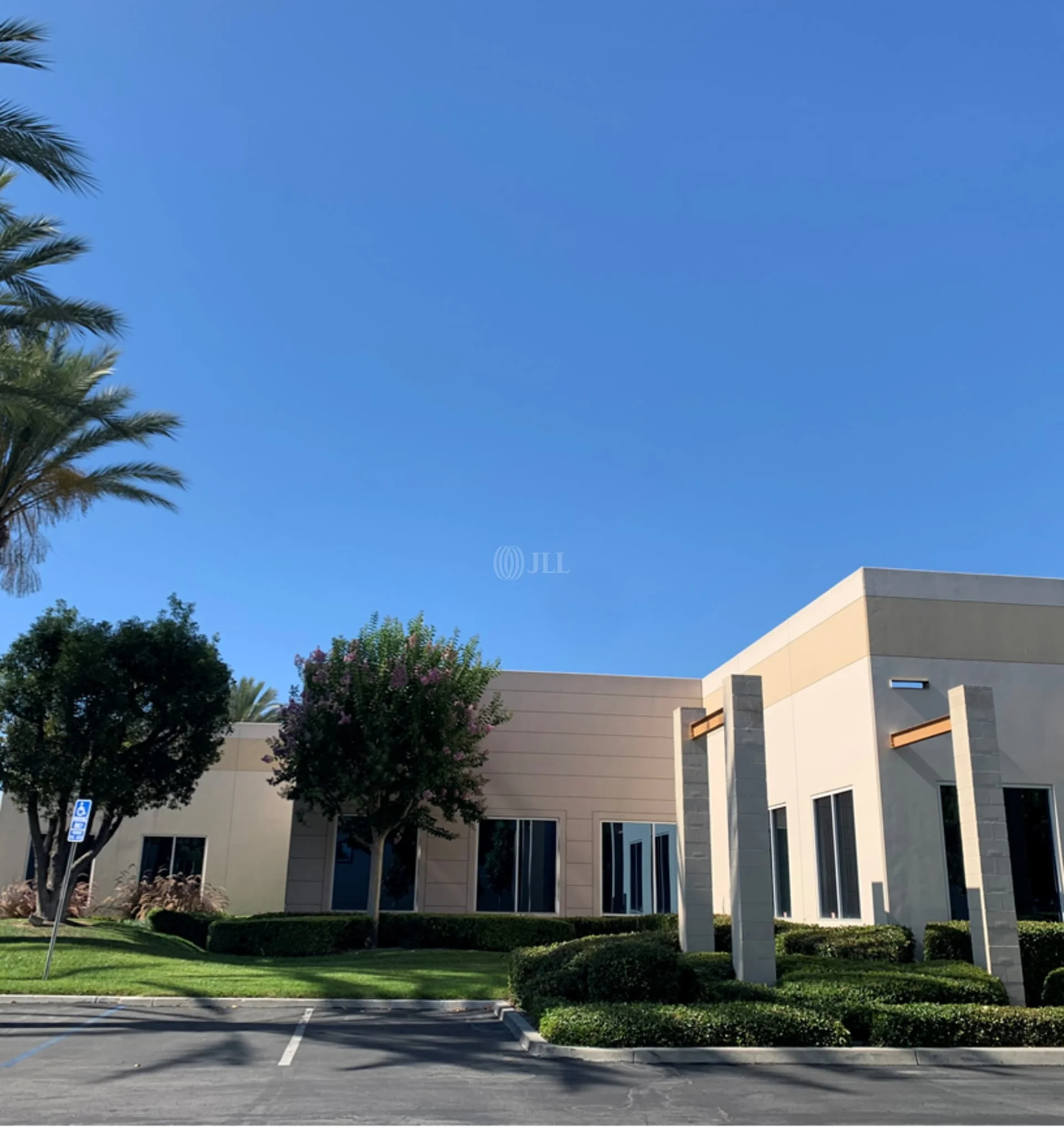 Colonnade Business Park — Lease in Santa Fe Springs, CA, photo 4 of 8