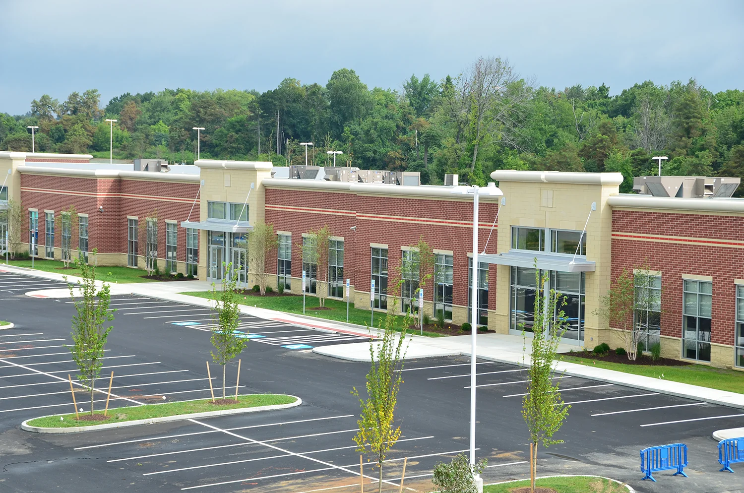 Pittsburgh International Business Park, Building 300 - office in Coraopolis, PA