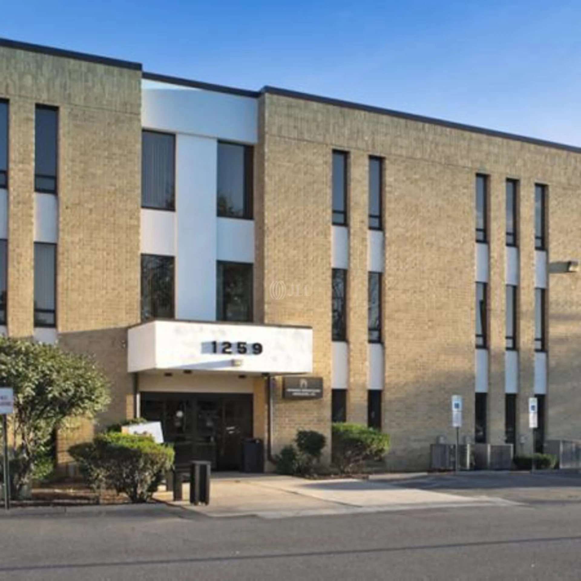 1259 S Cedar Crest Blvd — Lease in Allentown, PA, photo 2 of 5