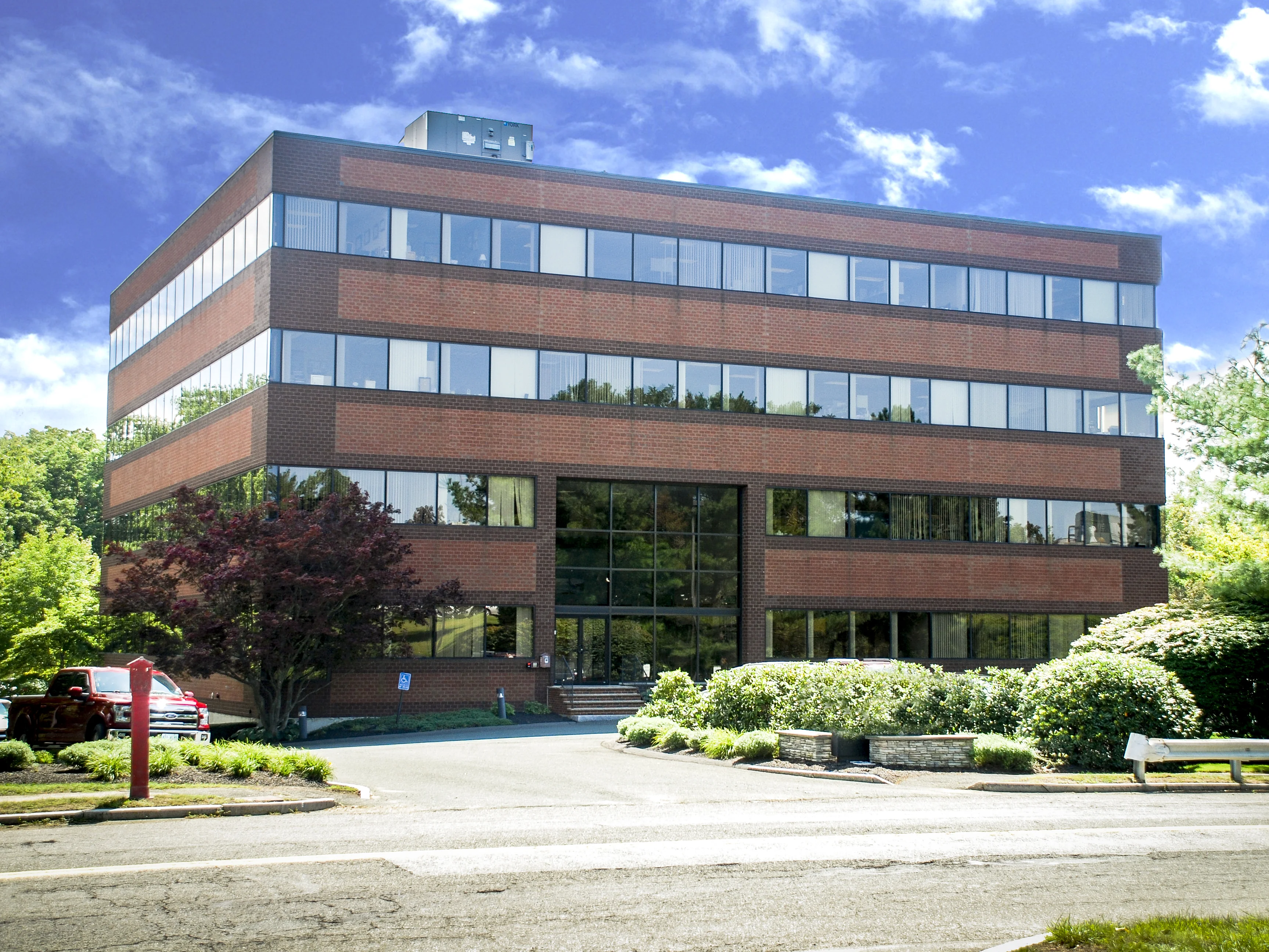 5 Centennial Drive — Lease in Peabody, MA, photo 2 of 8