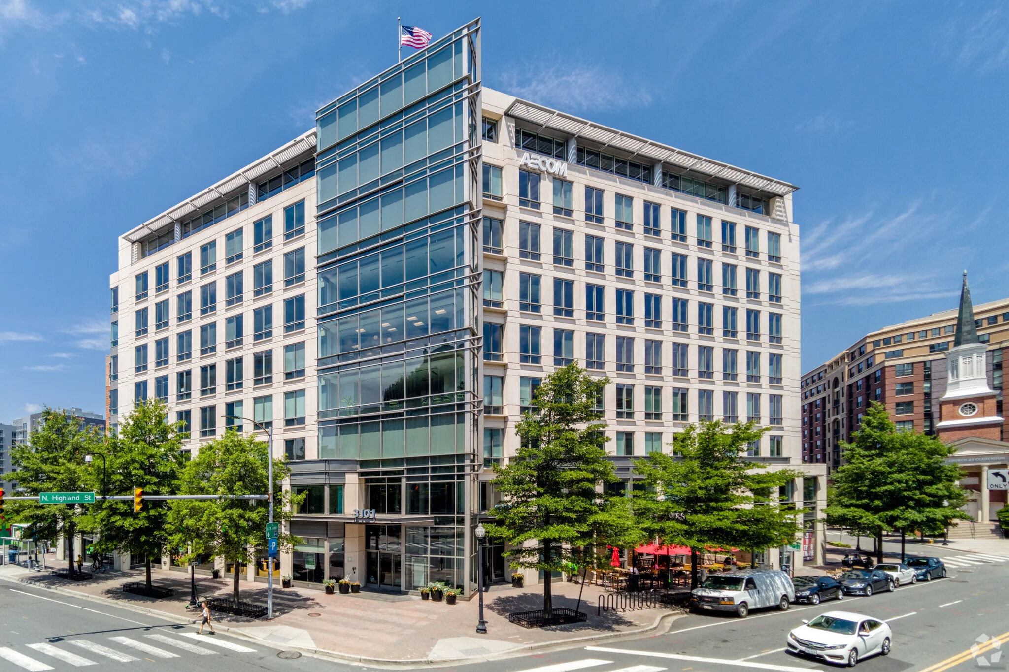The Hartford Building — Lease in Arlington, VA, photo 3 of 8