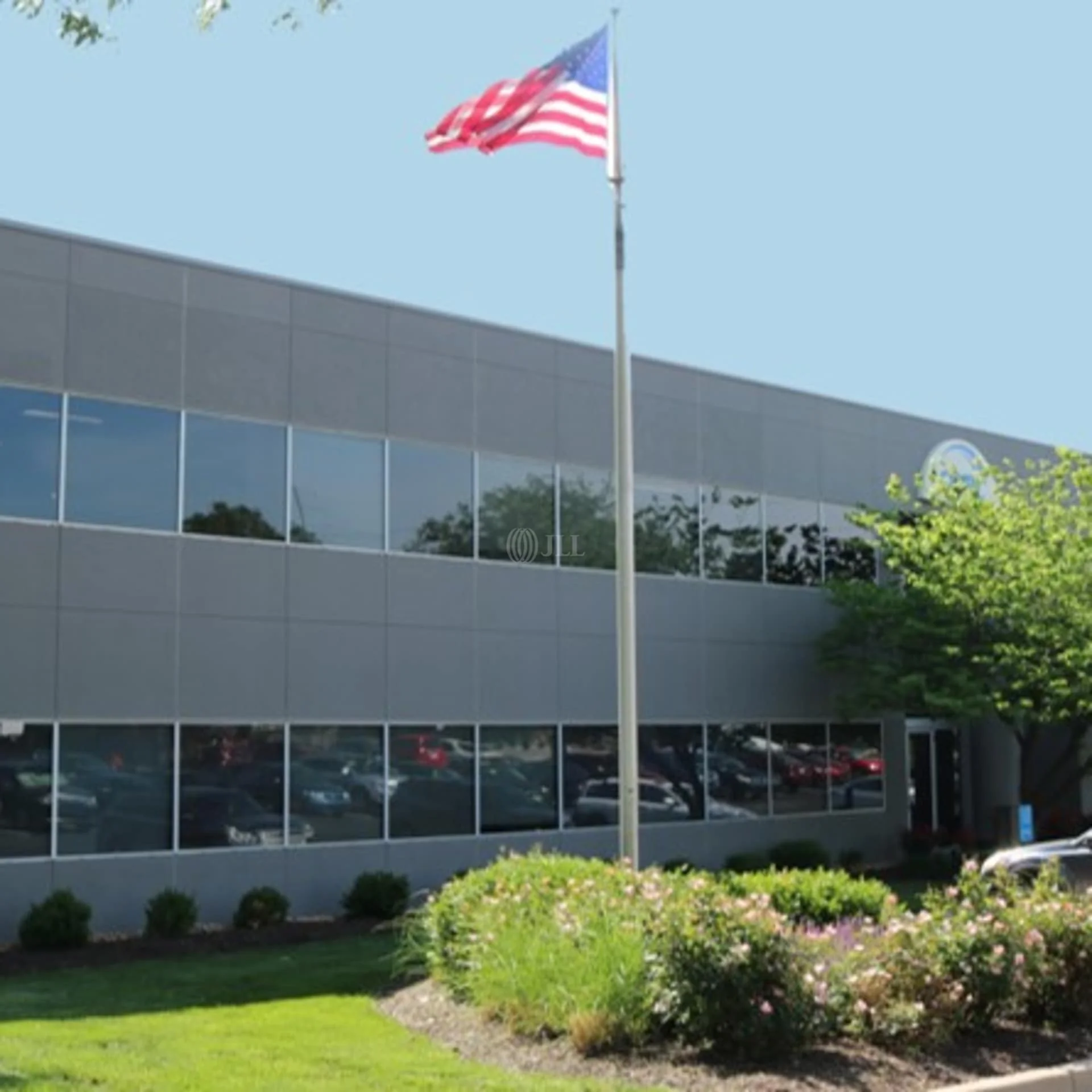 8600 Farley St — Lease in Overland Park, KS, photo 2 of 4
