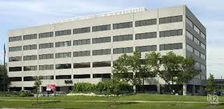 Combined Centre I — Lease in Northbrook, IL, photo 2 of 8