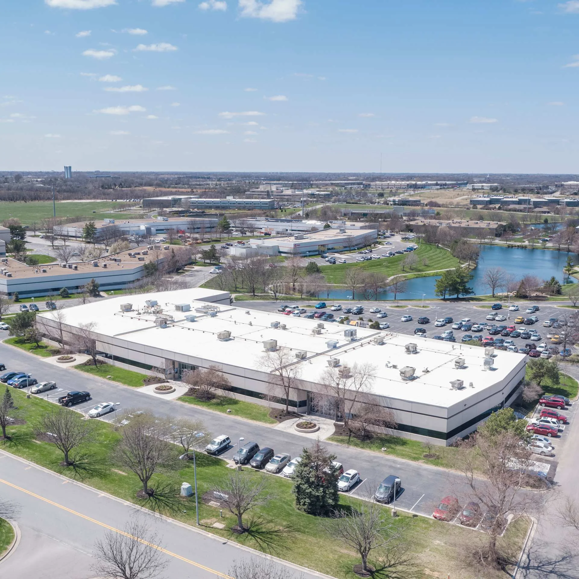 Southlake - Tech 3 — Lease in Lenexa, KS, photo 2 of 5