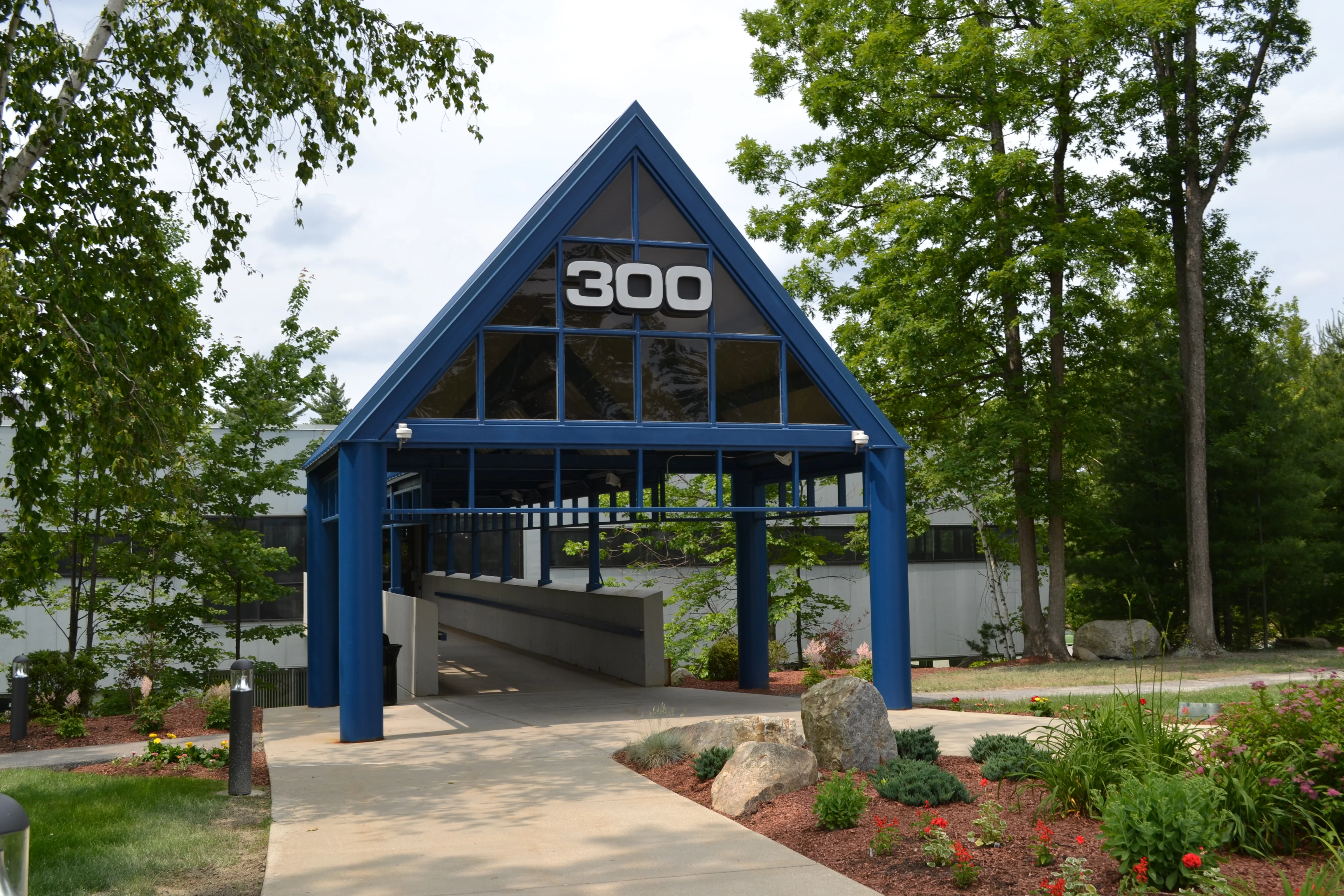Building 300 - photo 2 - Nashua, NH