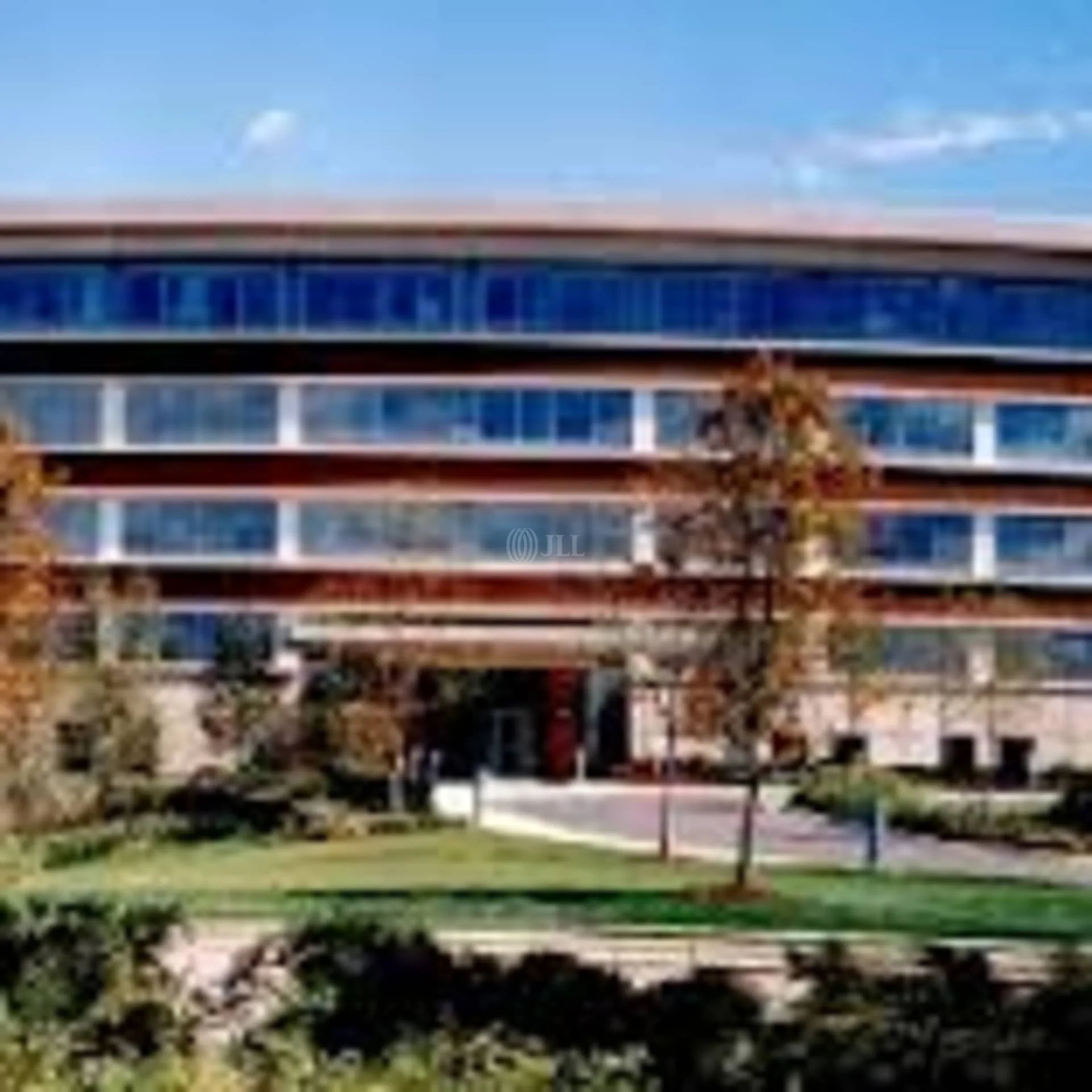 The Four Hundreds — Lease in Lincolnshire, IL, photo 2 of 4