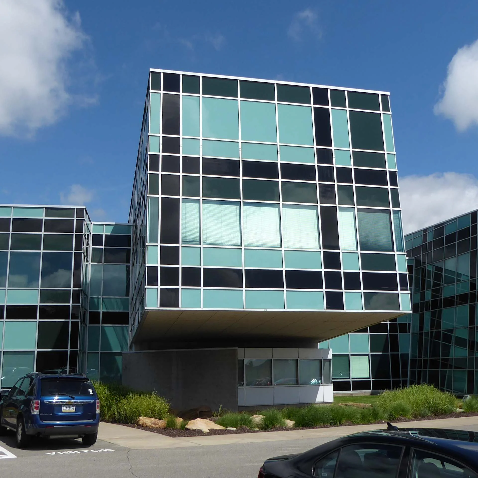 Keystone Summit, Building 2000 — Lease in Warrendale, PA, photo 3 of 4