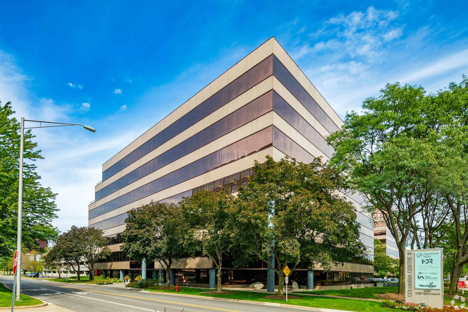 Columbia Centre II — Lease in Rosemont, IL, photo 7 of 8
