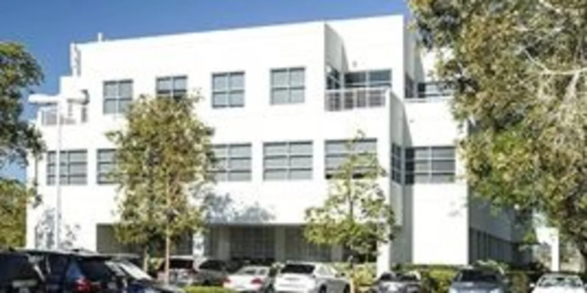 Island Park Phase I — Lease in Belmont, CA, photo 4 of 4