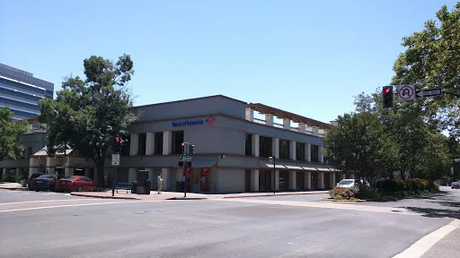 Bank of America — Lease in Concord, CA, photo 1 of 4