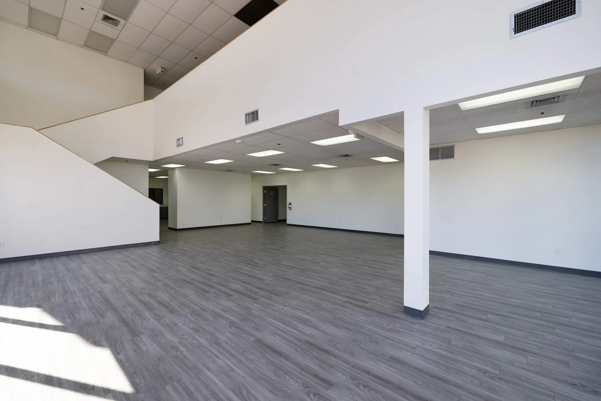 3446 S 7th St — Lease in Phoenix, AZ, photo 5 of 7