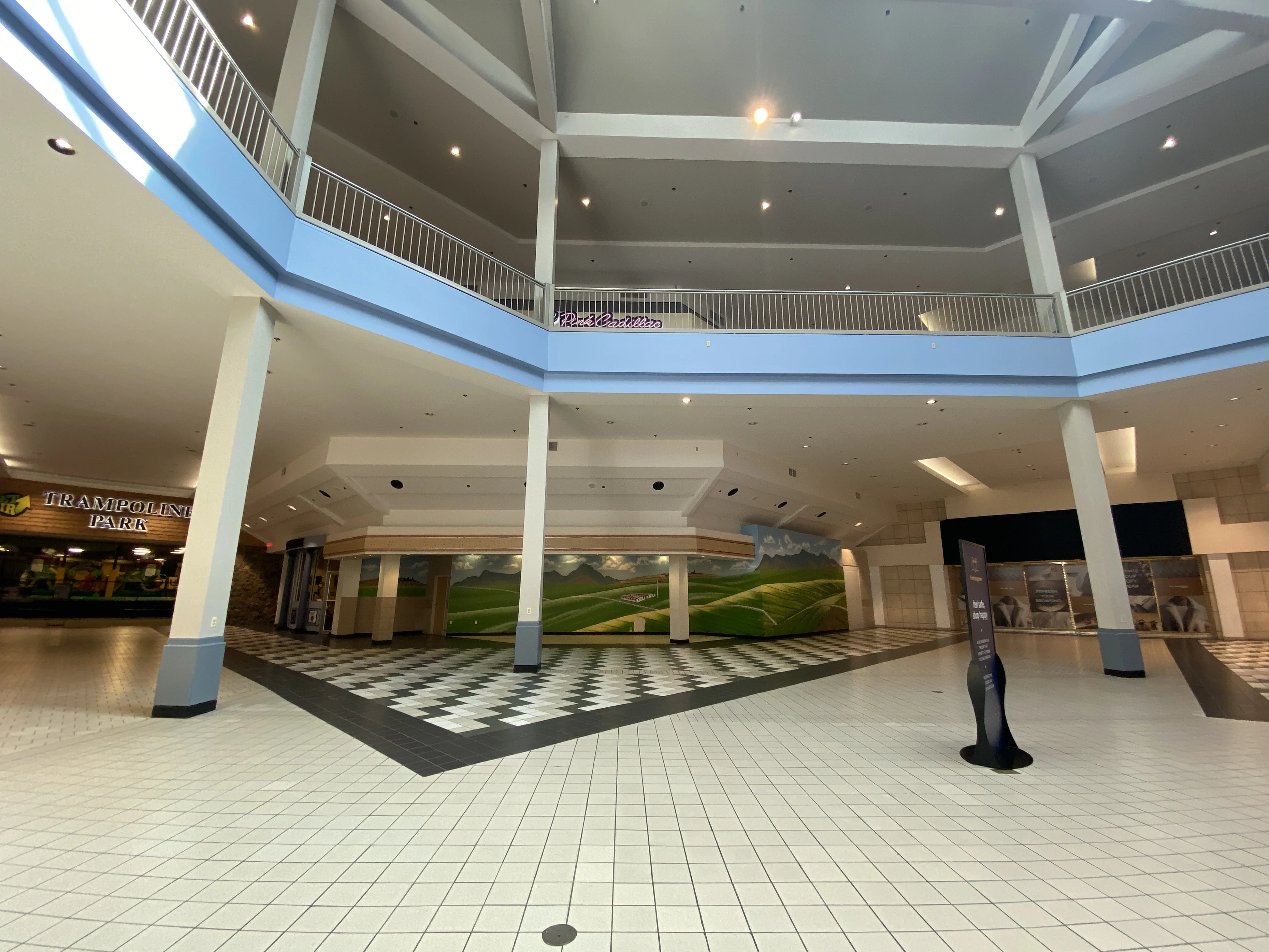 Spokane Sears — Lease in Spokane, WA, photo 3 of 8