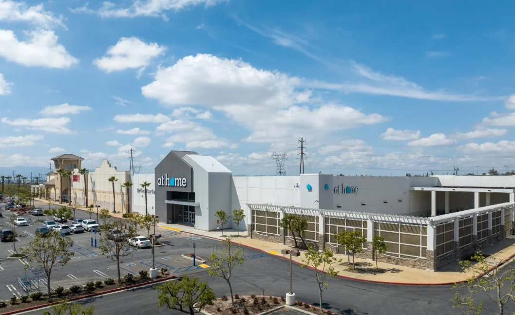 Foothill Crossing - retail in Rancho Cucamonga, CA