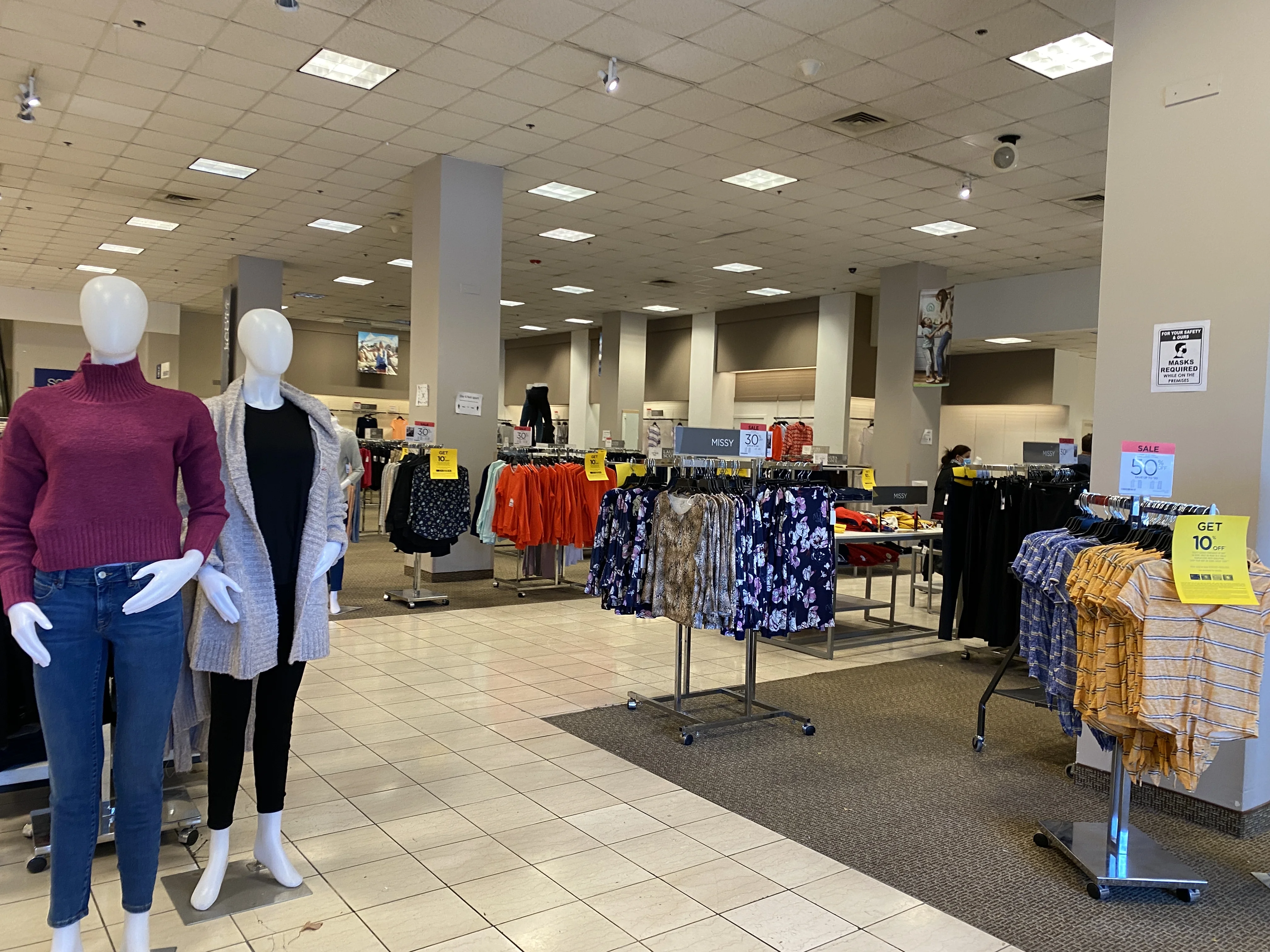 Southcenter Sears — Lease in Tukwila, WA, photo 2 of 8