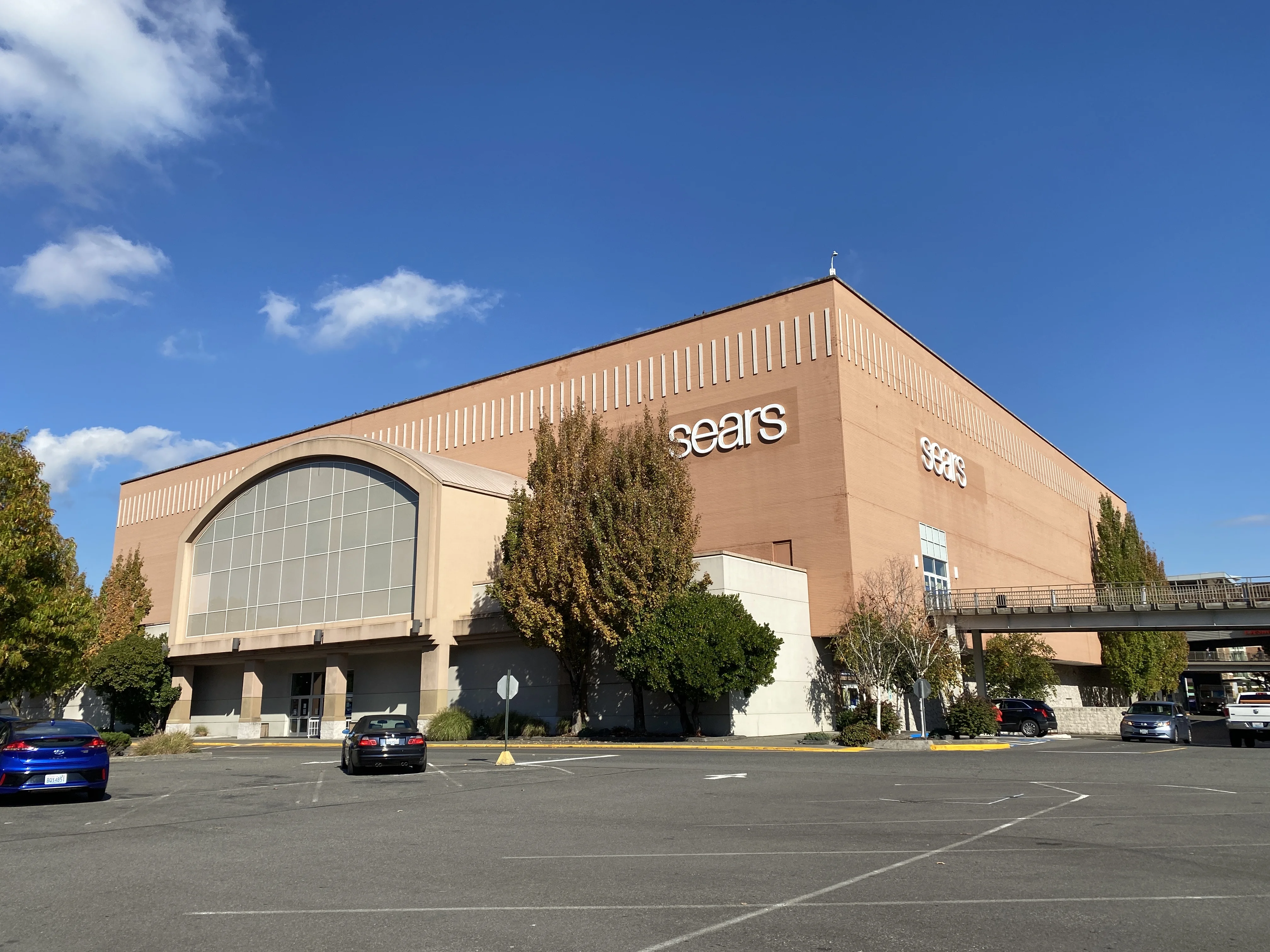 Southcenter Sears — Lease in Tukwila, WA, photo 6 of 8