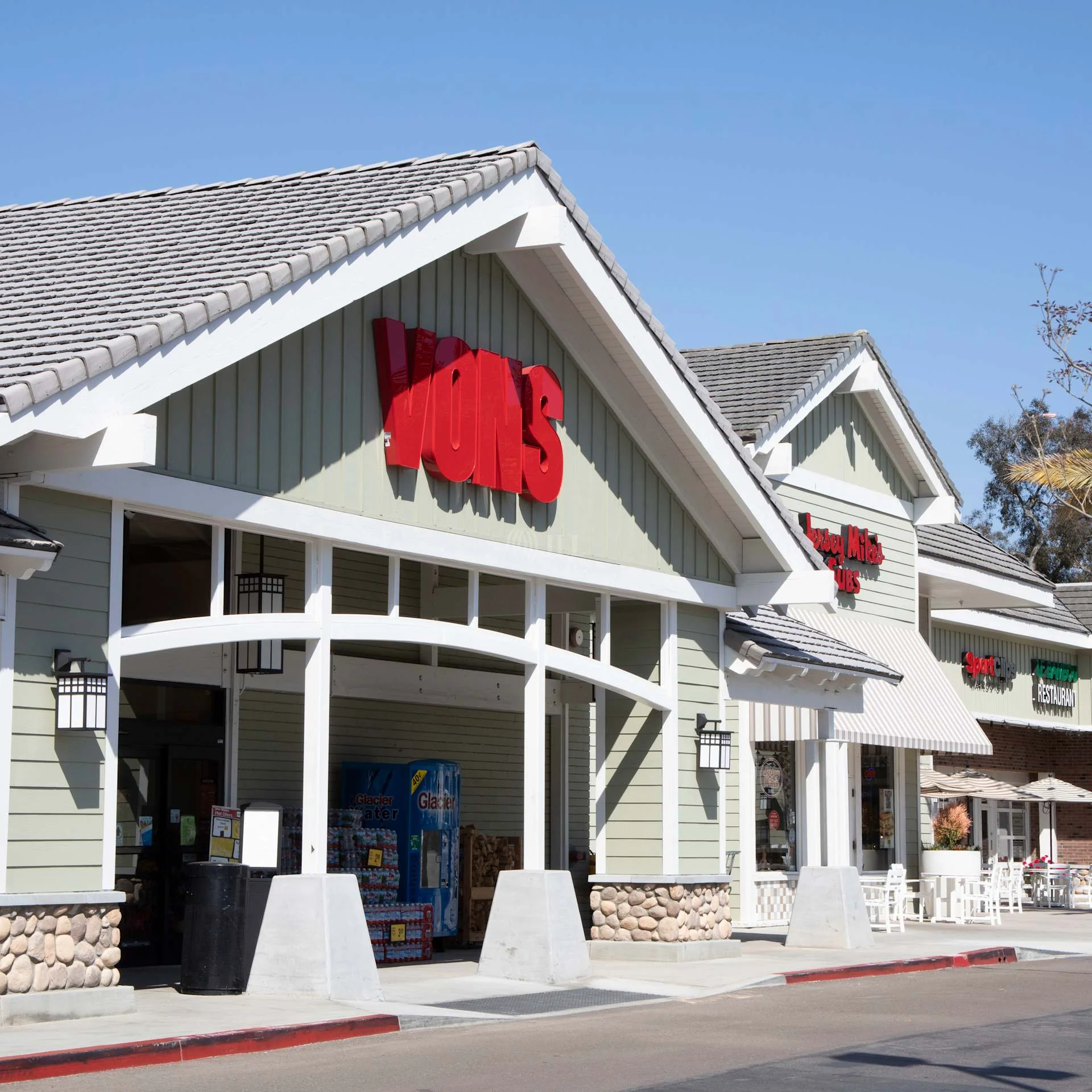 Beachside Del Mar — Lease in Del Mar, CA, photo 3 of 4